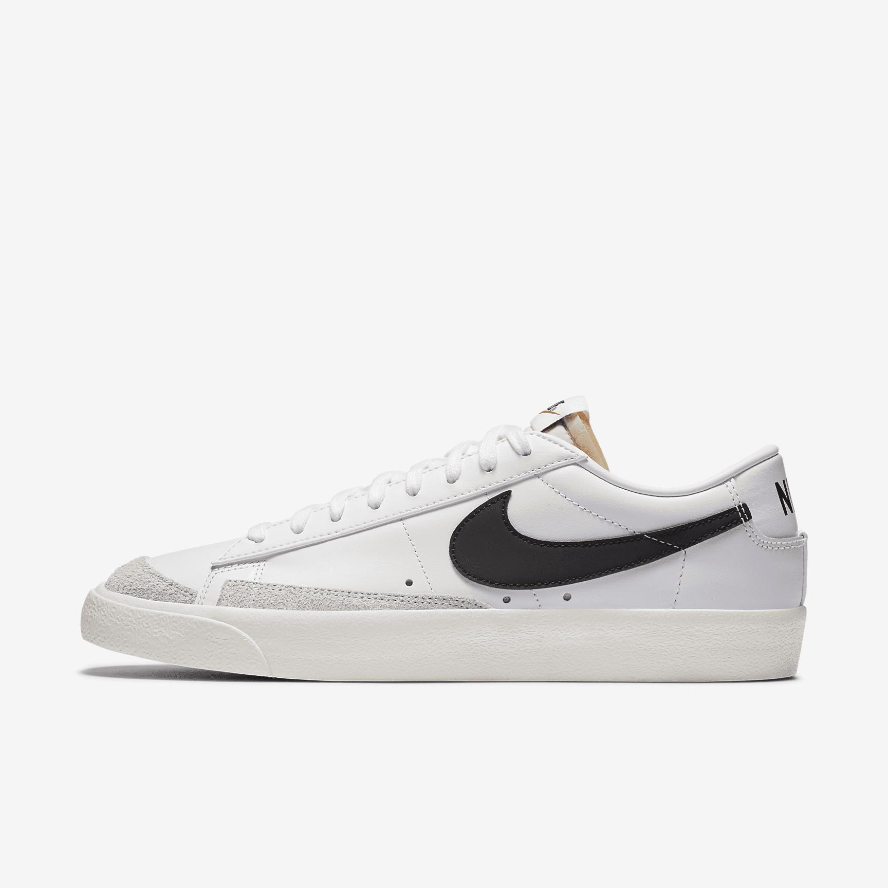 Nike Mens Blazer Low 77 Vintage Shoes | DA6364-101 Product Image