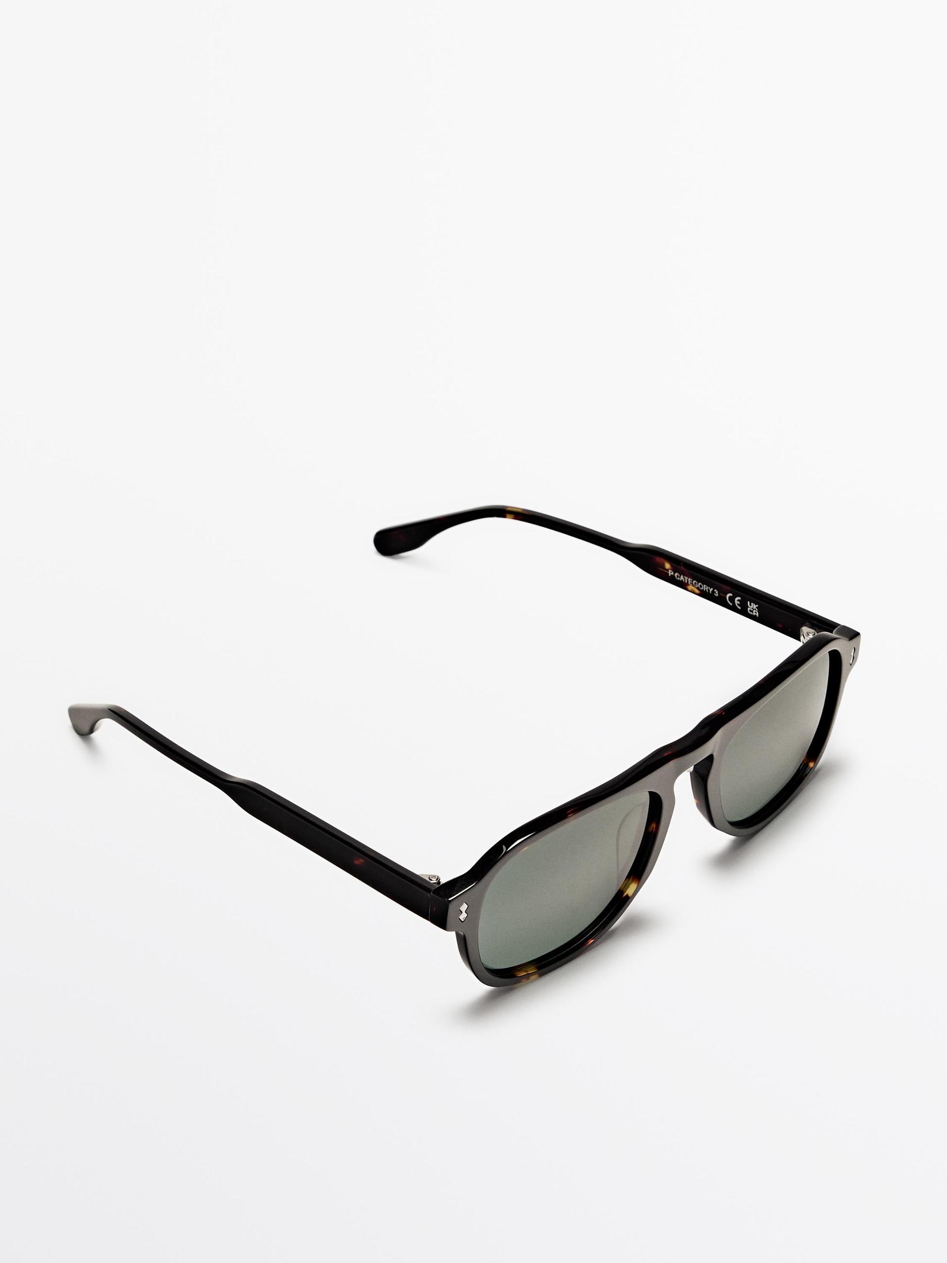 Aviator sunglasses Product Image