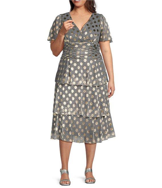 Ignite Evenings Plus Size Metallic Dotted Short Sleeve Surplice V-Neck Tiered Midi Dress Product Image