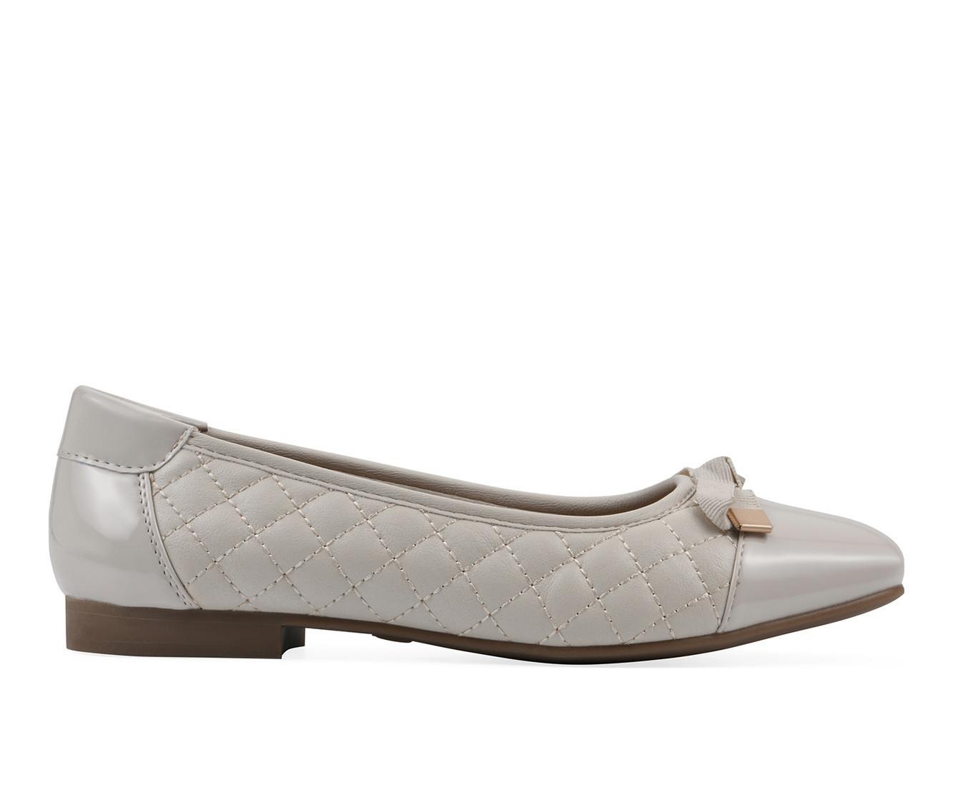 Women's White Mountain Bocah Flats Product Image