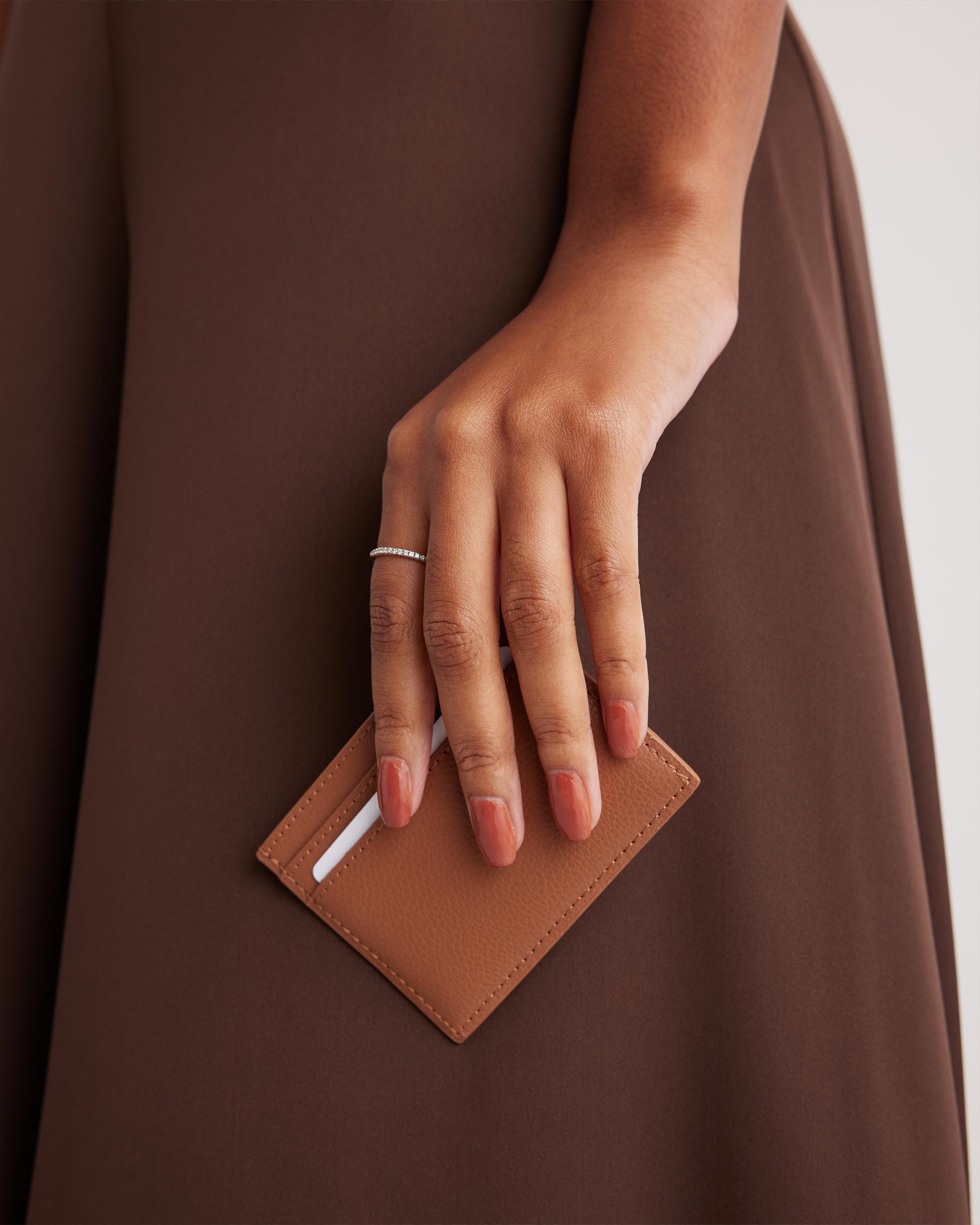 Quince | Women's Italian Leather Slim Card Case Product Image