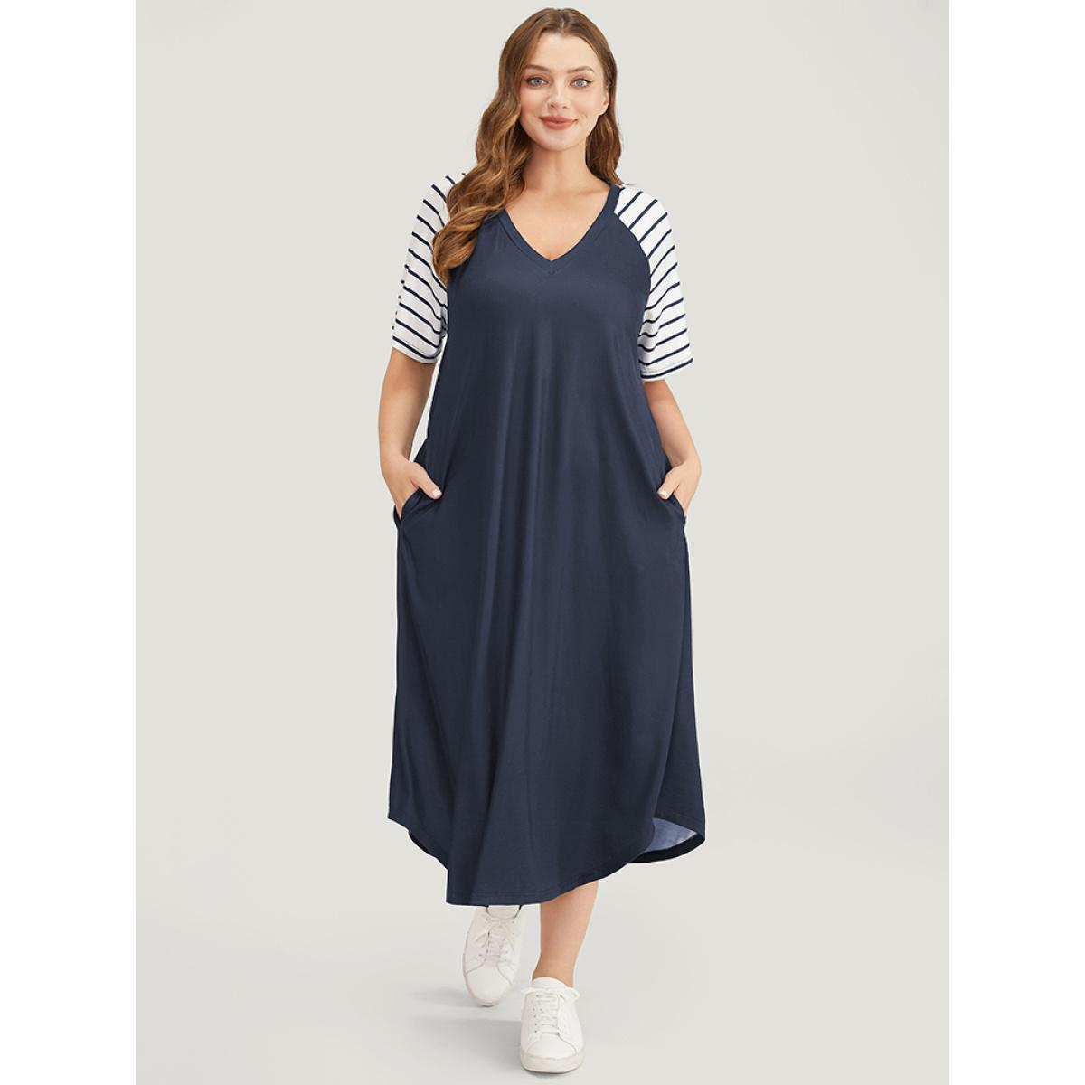 Plus Size Striped Raglan Sleeve Pocket Arc Hem Dress Navy Women Casual Arc Hem V-neck Short sleeve Curvy Midi Dress BloomChic 12/L Product Image