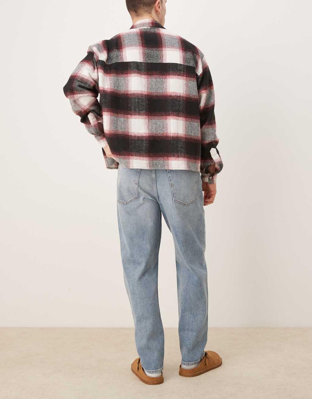 Selected Homme Kobe loose fit jeans in mid wash blue Product Image