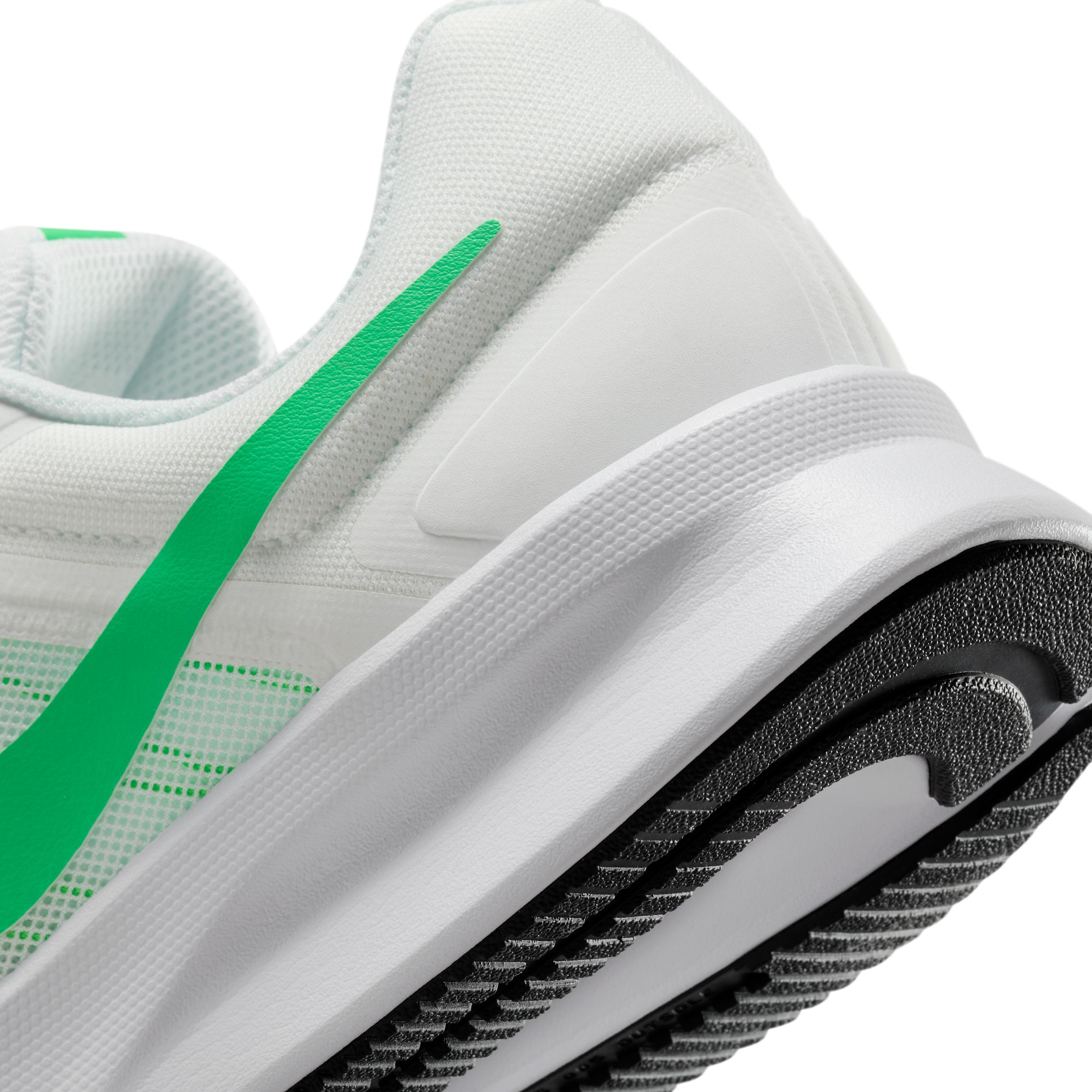 Nike Men's Run Swift 3 Road Running Shoes Product Image