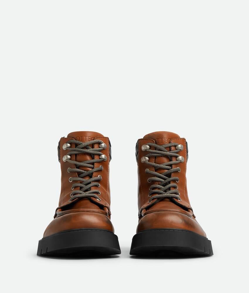 Men's Haddock Lace-Up Ankle Boot in Light wood Product Image
