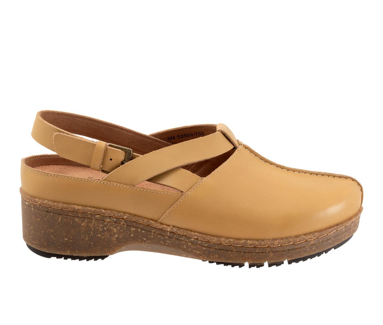 Women's Softwalk Arica Clogs Product Image