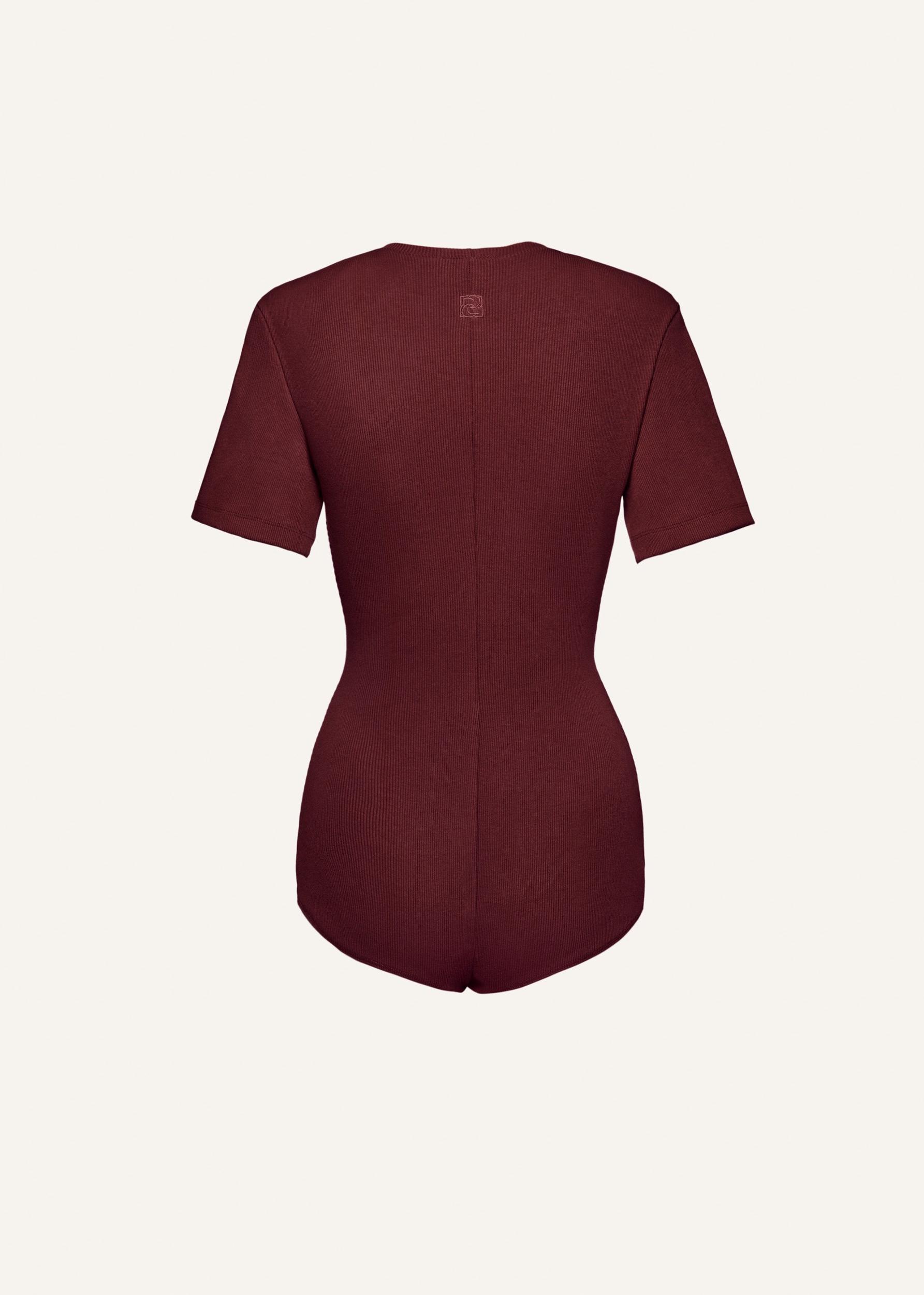 Ribbed short sleeve bodysuit in burgundy Product Image