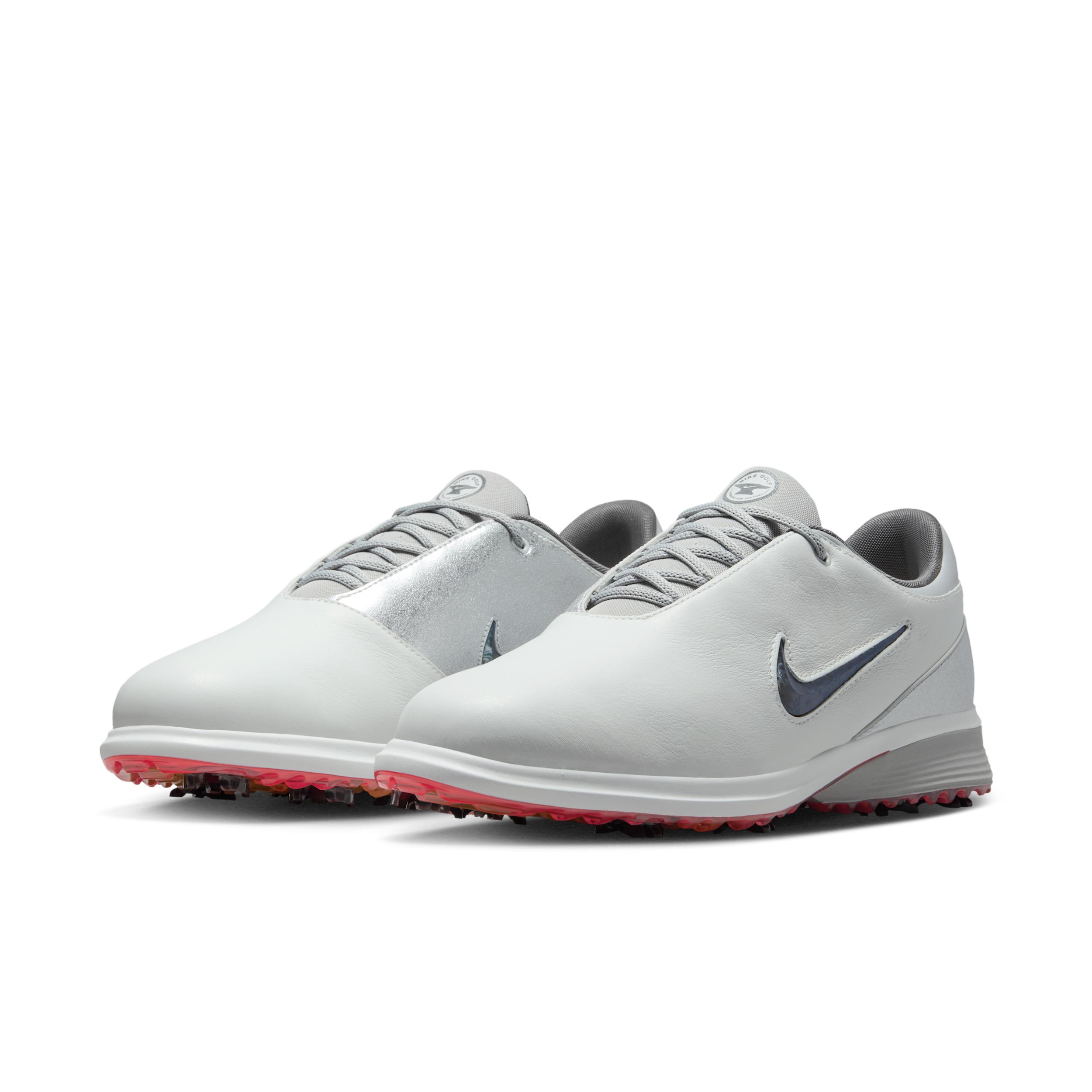 Nike Men's Victory Tour 4 Golf Shoes Product Image