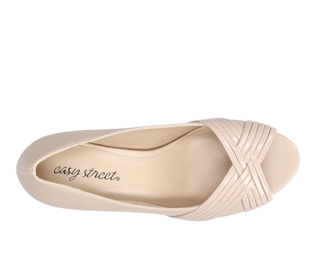 Women's Easy Street Lavish Pumps Product Image