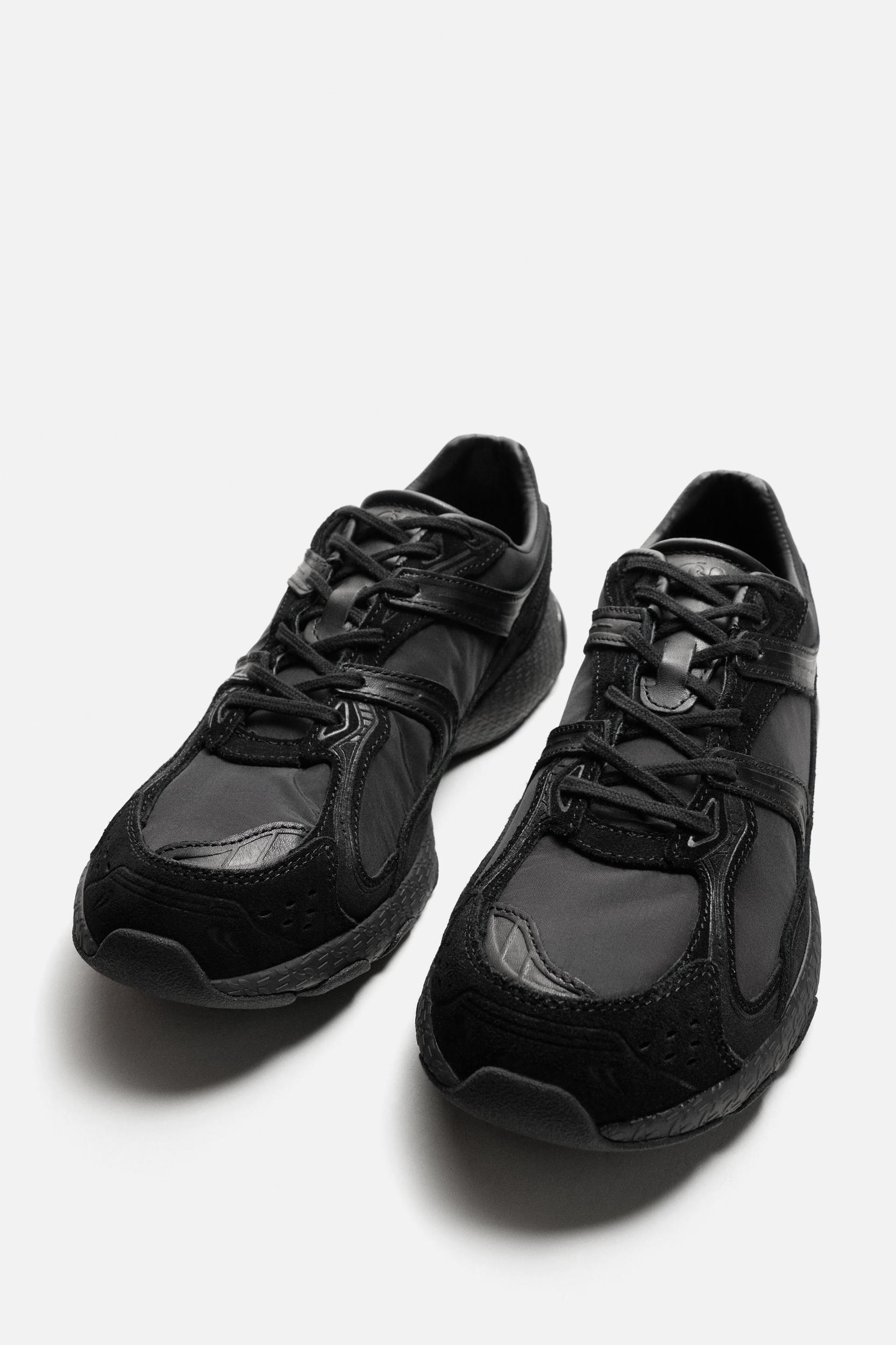 MONOCHROME SNEAKERS Product Image