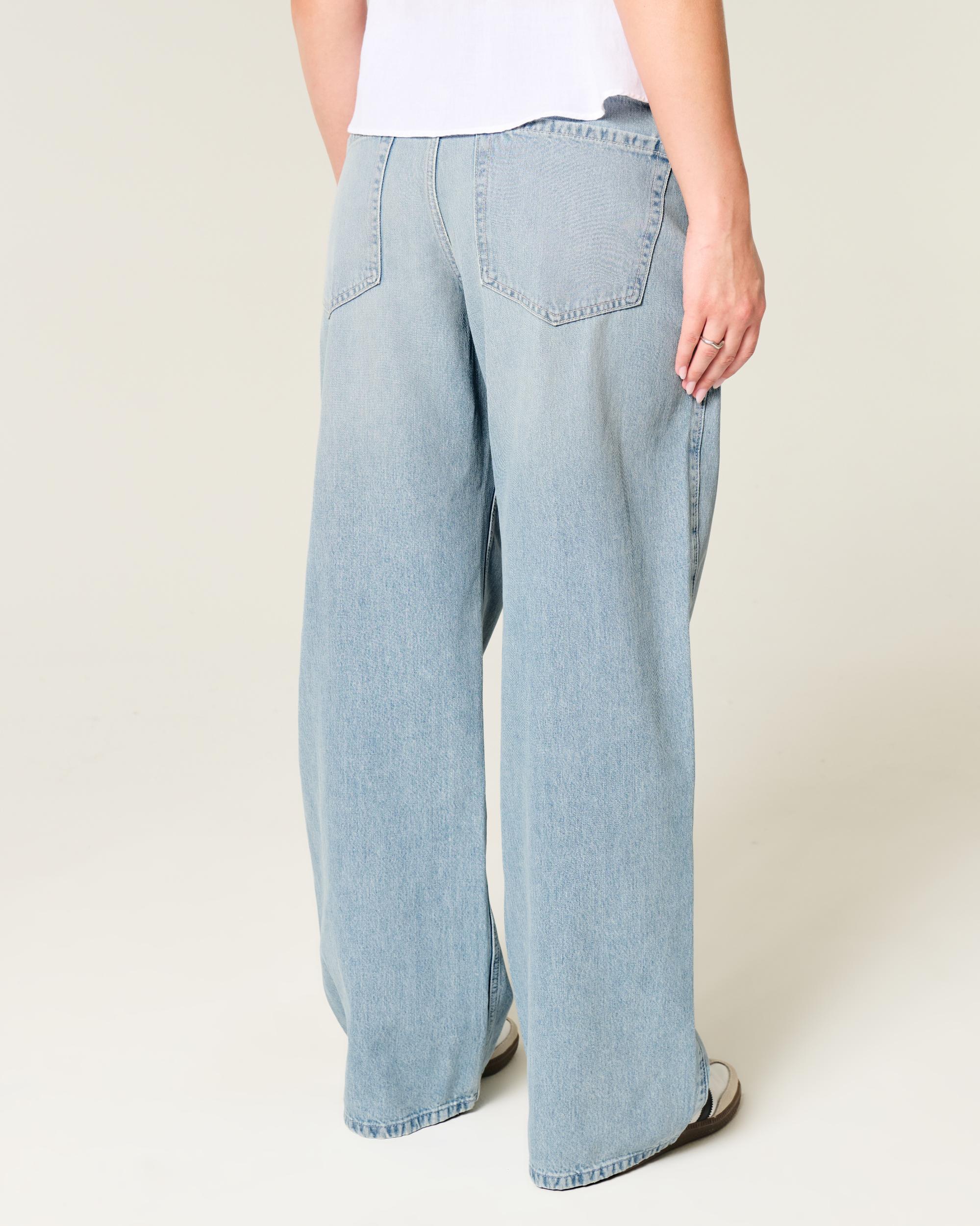 Low-Rise Distressed Baggy Jeans Product Image