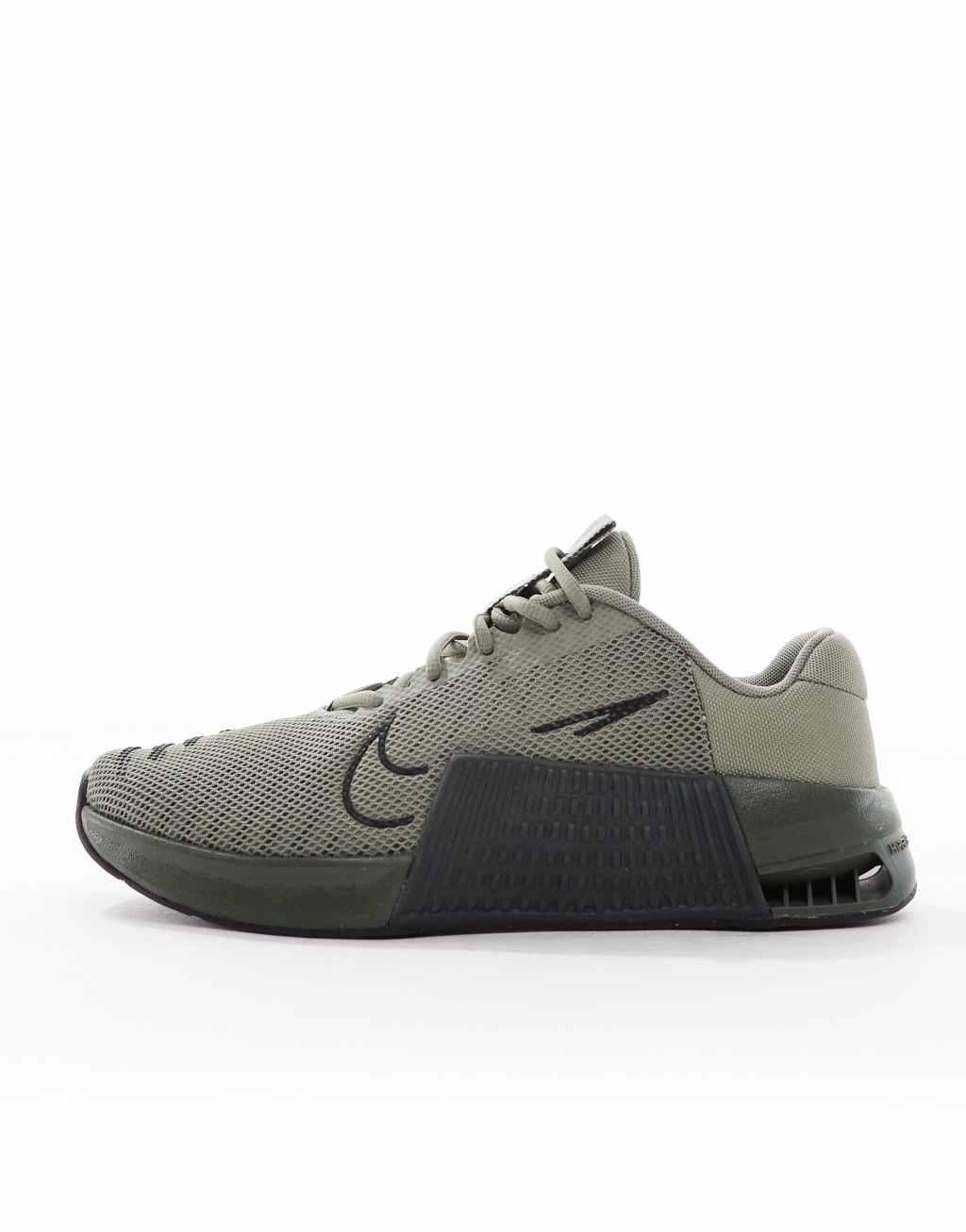 Nike Training Metcon 9 sneakers in gray and khaki Product Image