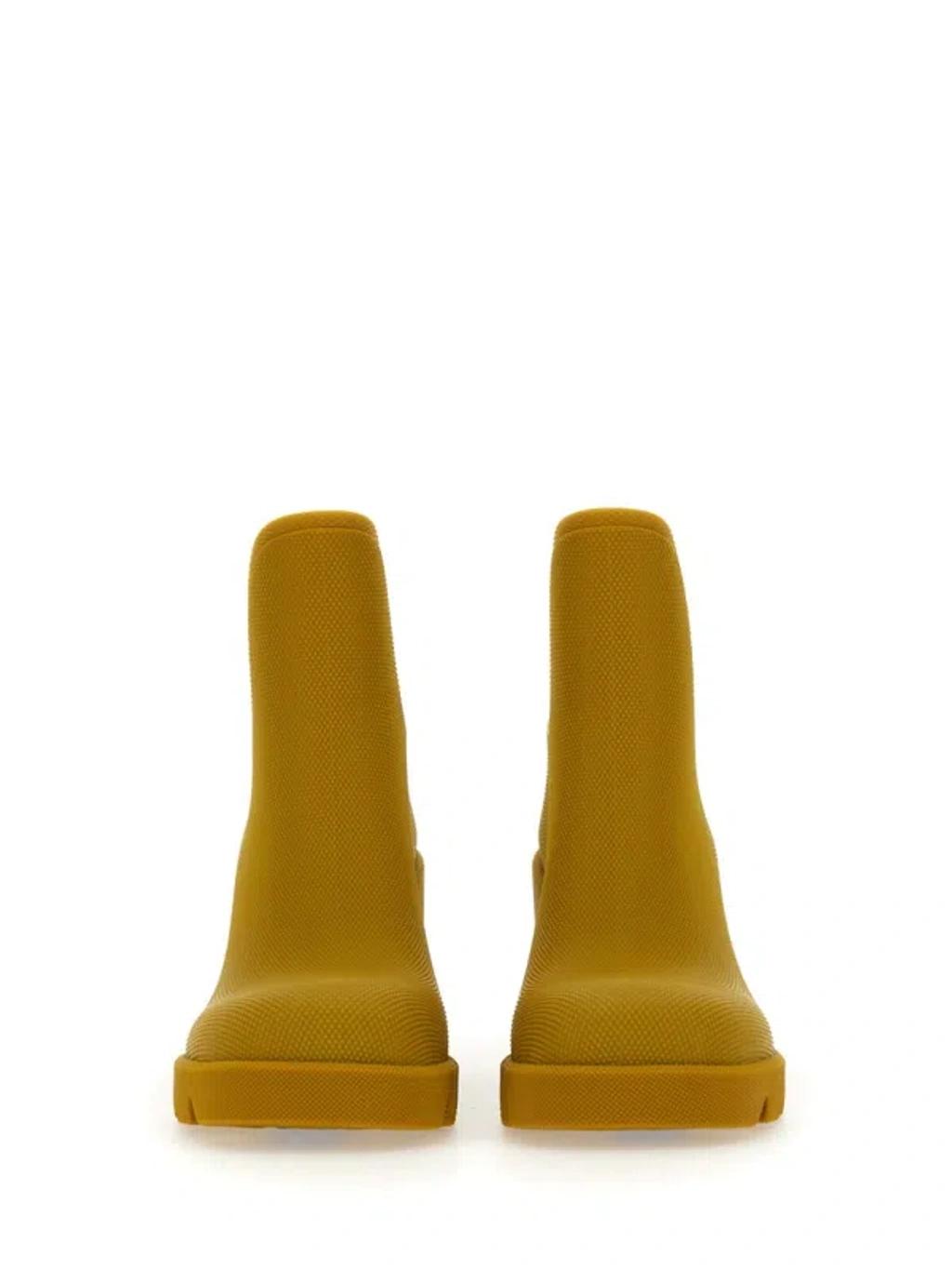 BURBERRY Boot Marsh In Gold Product Image