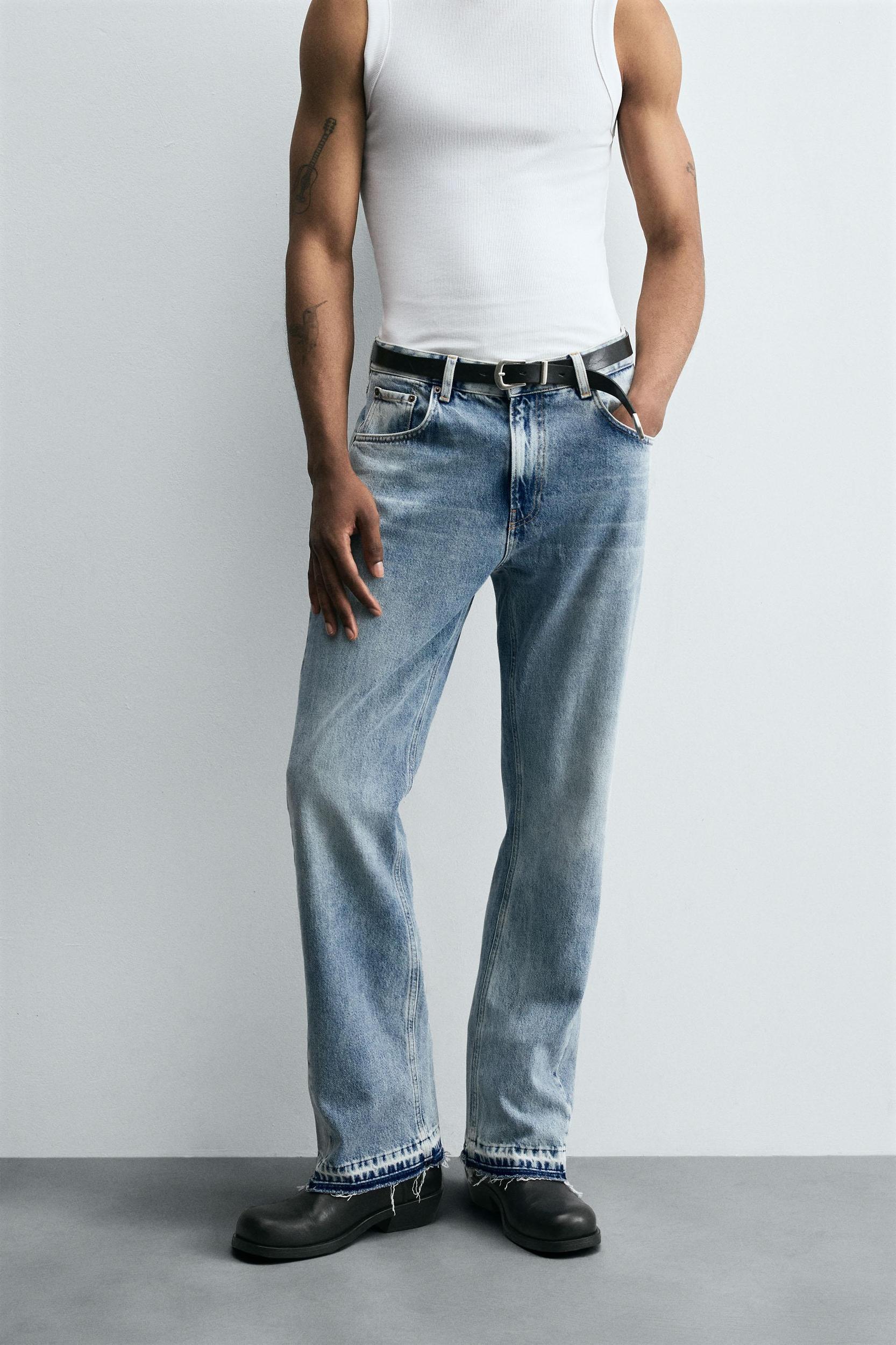 FLARE FIT JEANS Product Image