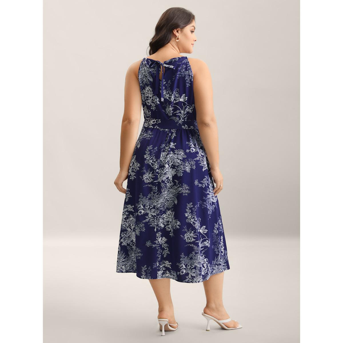 Plus Size Spring Time Florals Sleeveless Midi Dress DarkBlue Women Romantic Gathered Halter neck Sleeveless Curvy BloomChic 28/5X Product Image