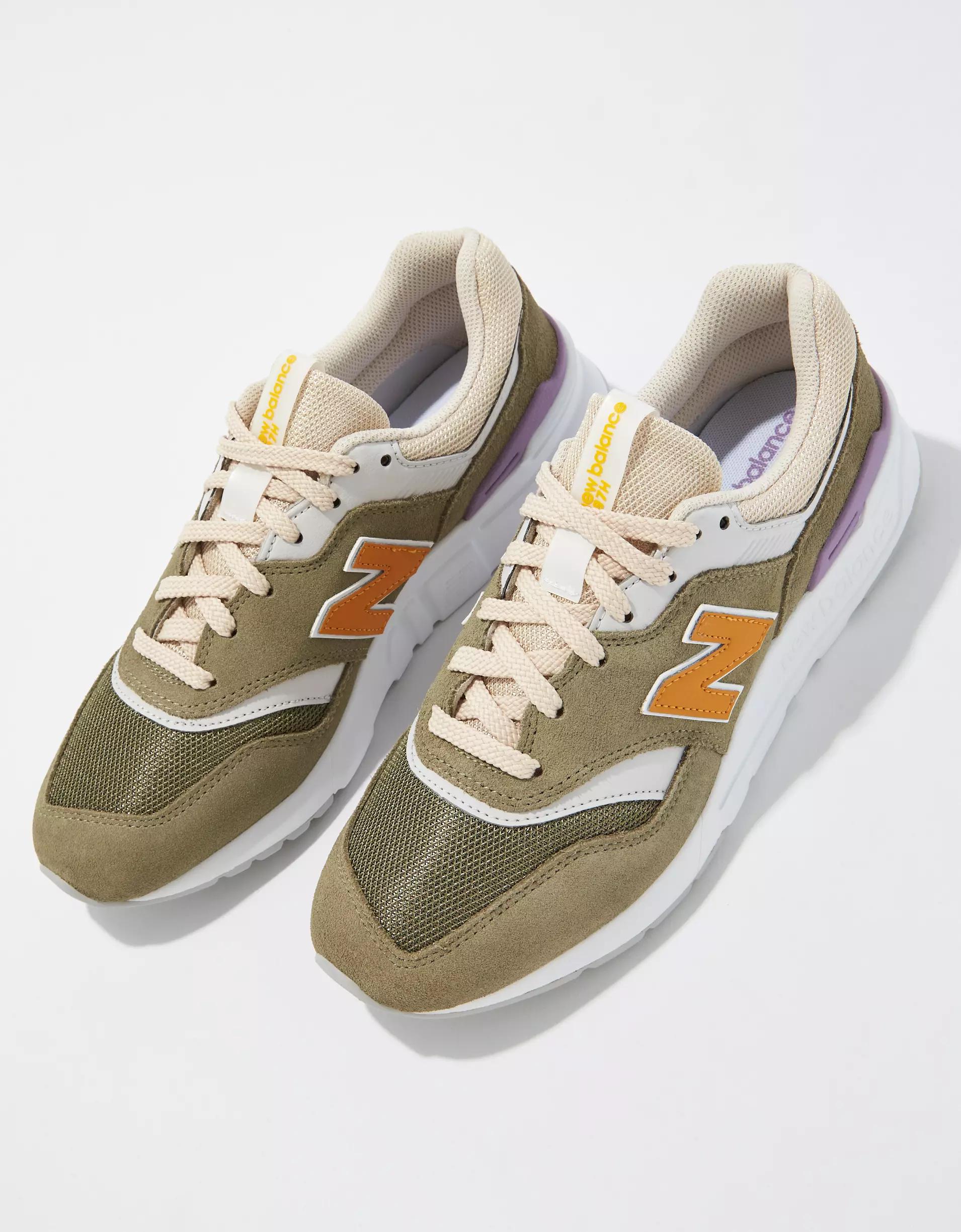 New Balance Women's 997H Sneaker Product Image