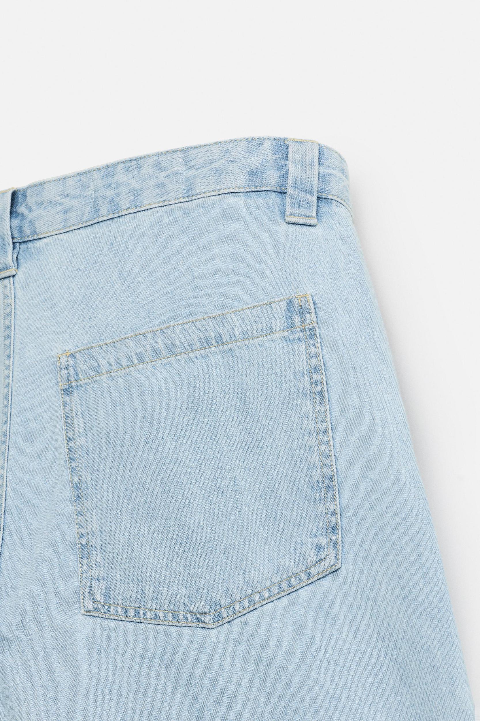 DENIM SHORTS Product Image