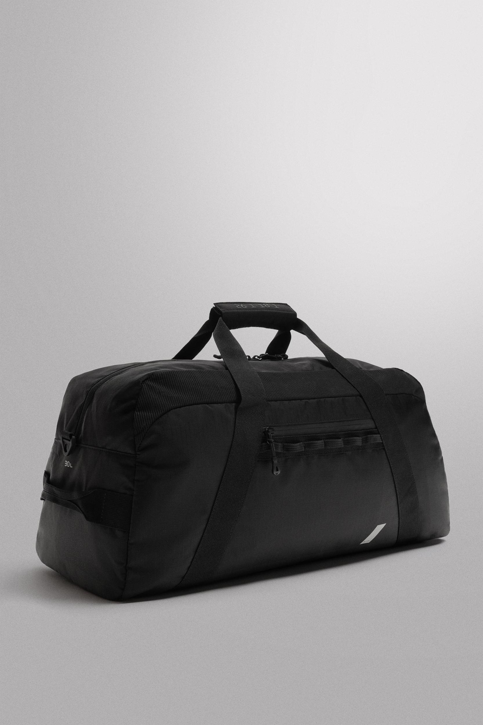 SPORTS DUFFEL BAG Product Image
