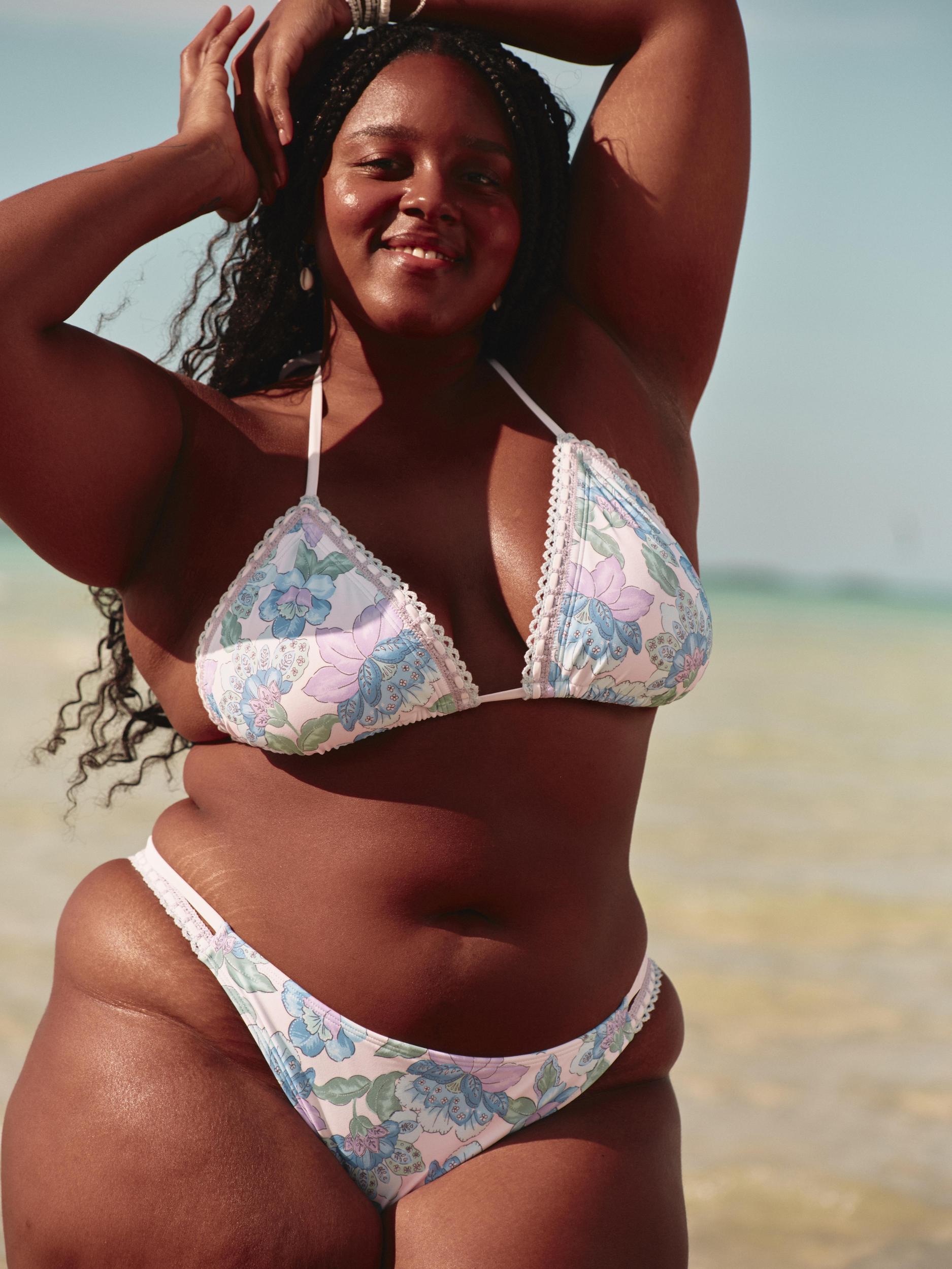 Crochet-Style Mixed High-Leg Cheeky Bikini Bottom Product Image