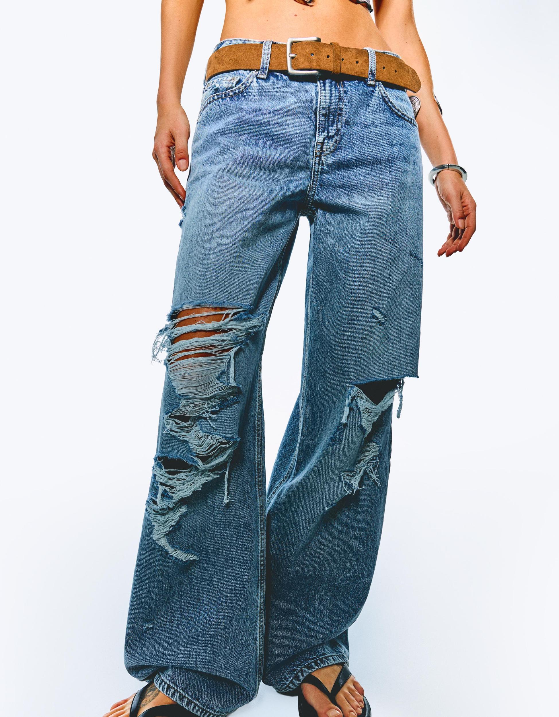 Ripped boyfriend jeans Product Image