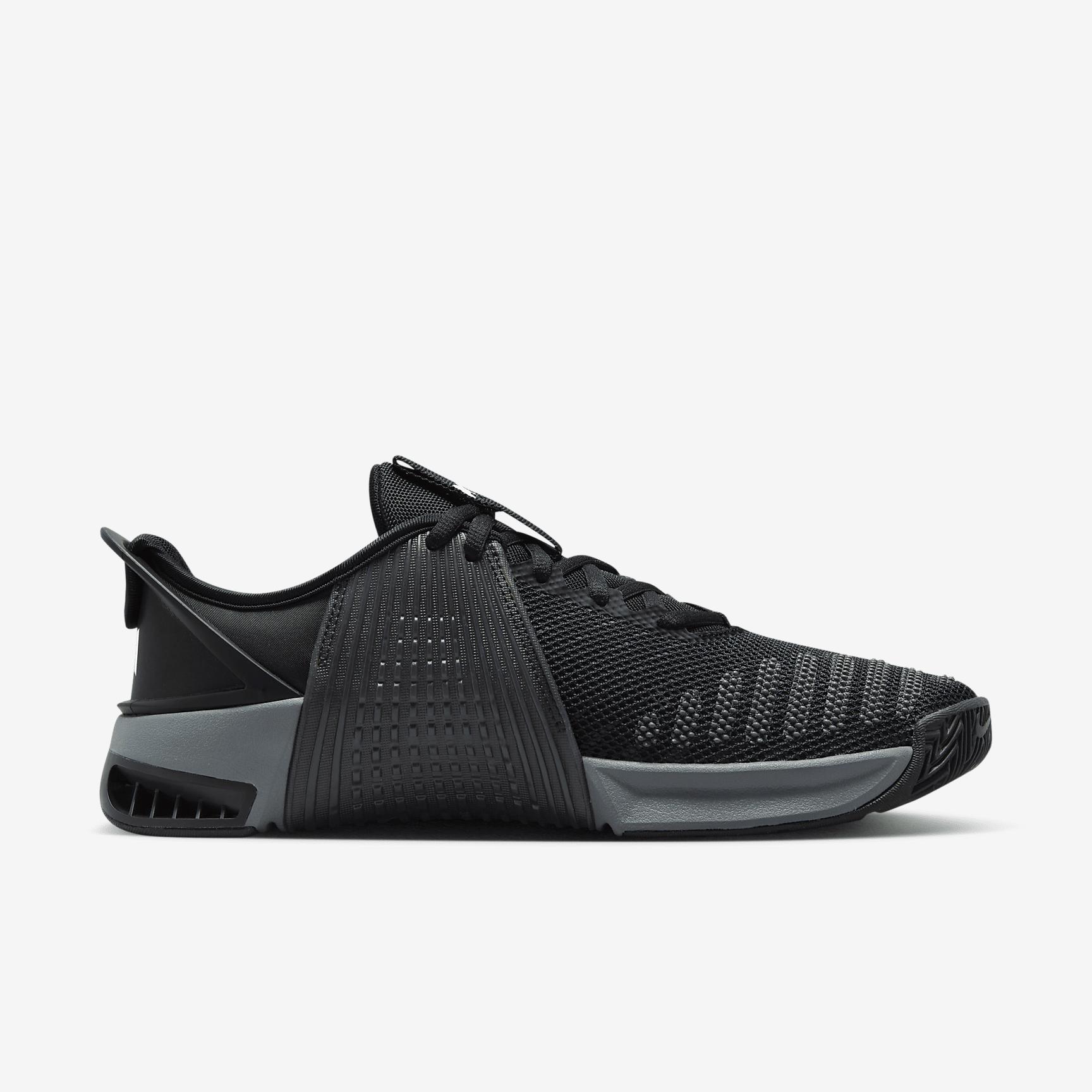 Nike Metcon 9 EasyOn Men's Workout Shoes Product Image