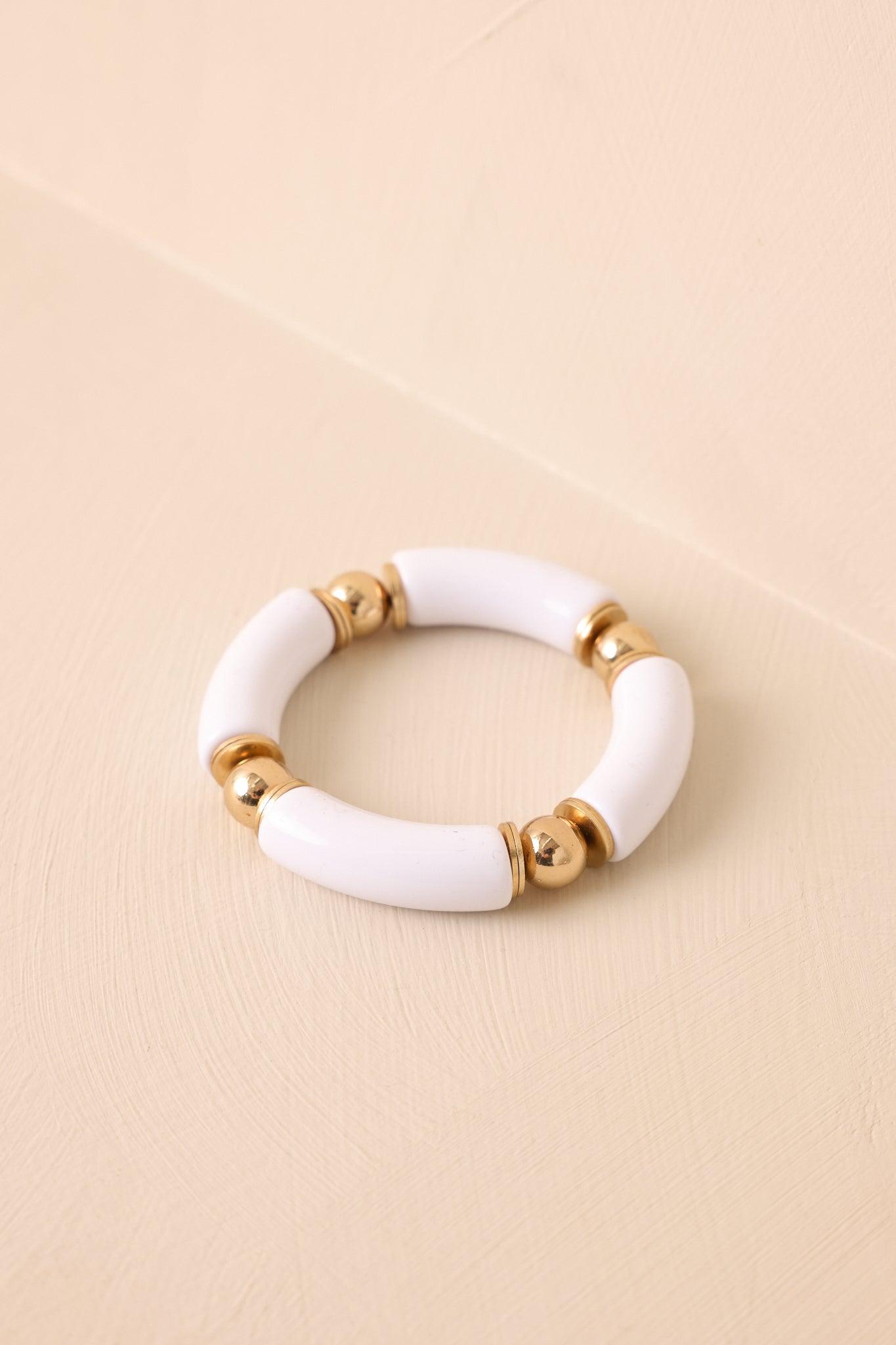 Keep It Bright Ivory Gold Beaded Bracelet Product Image