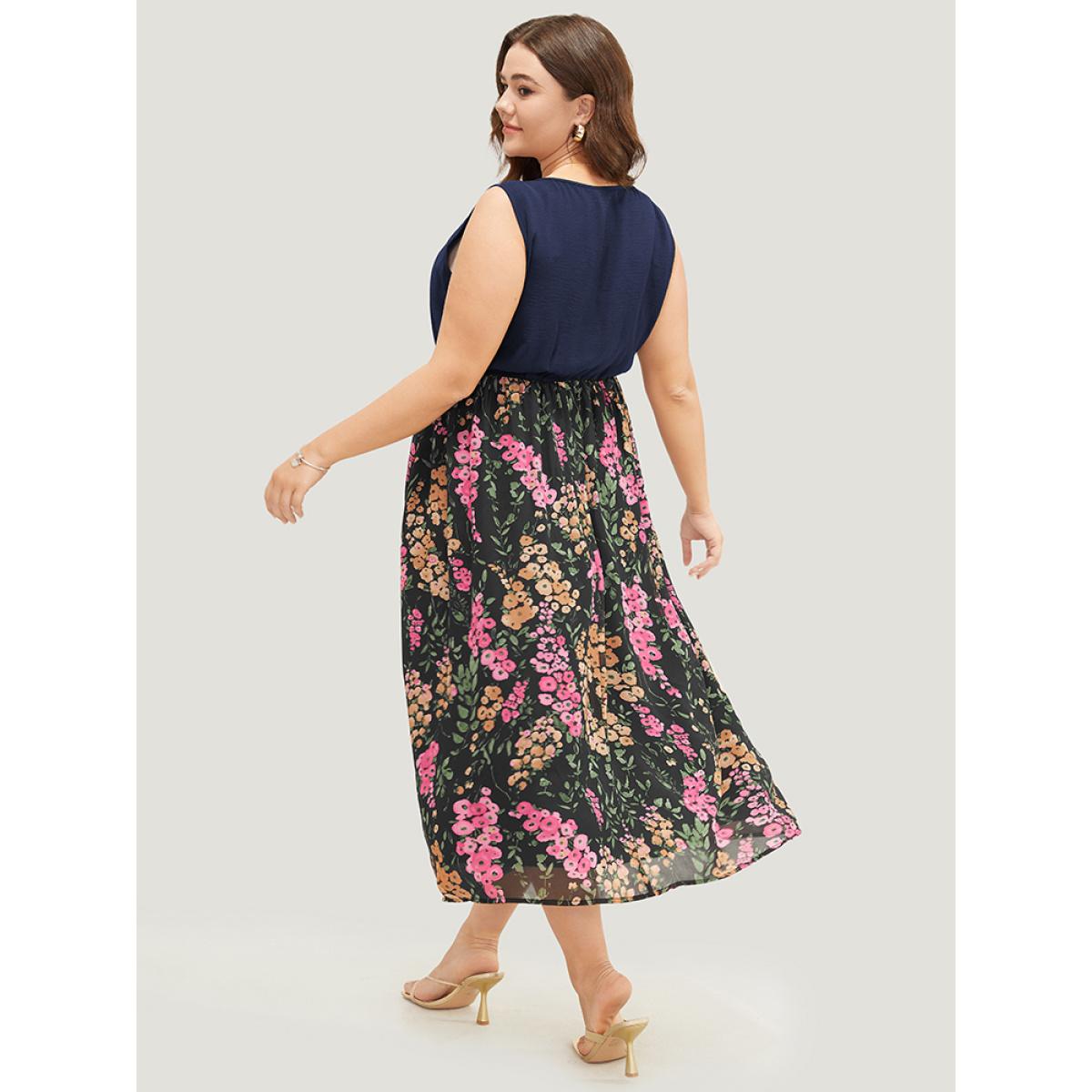 Plus Size Floral Patchwork Pocket Flutter Hem Wrap Tank Dress DarkBlue Women Vacation Wrap V-neck Sleeveless Curvy Midi Dress BloomChic 14-16/1X Product Image