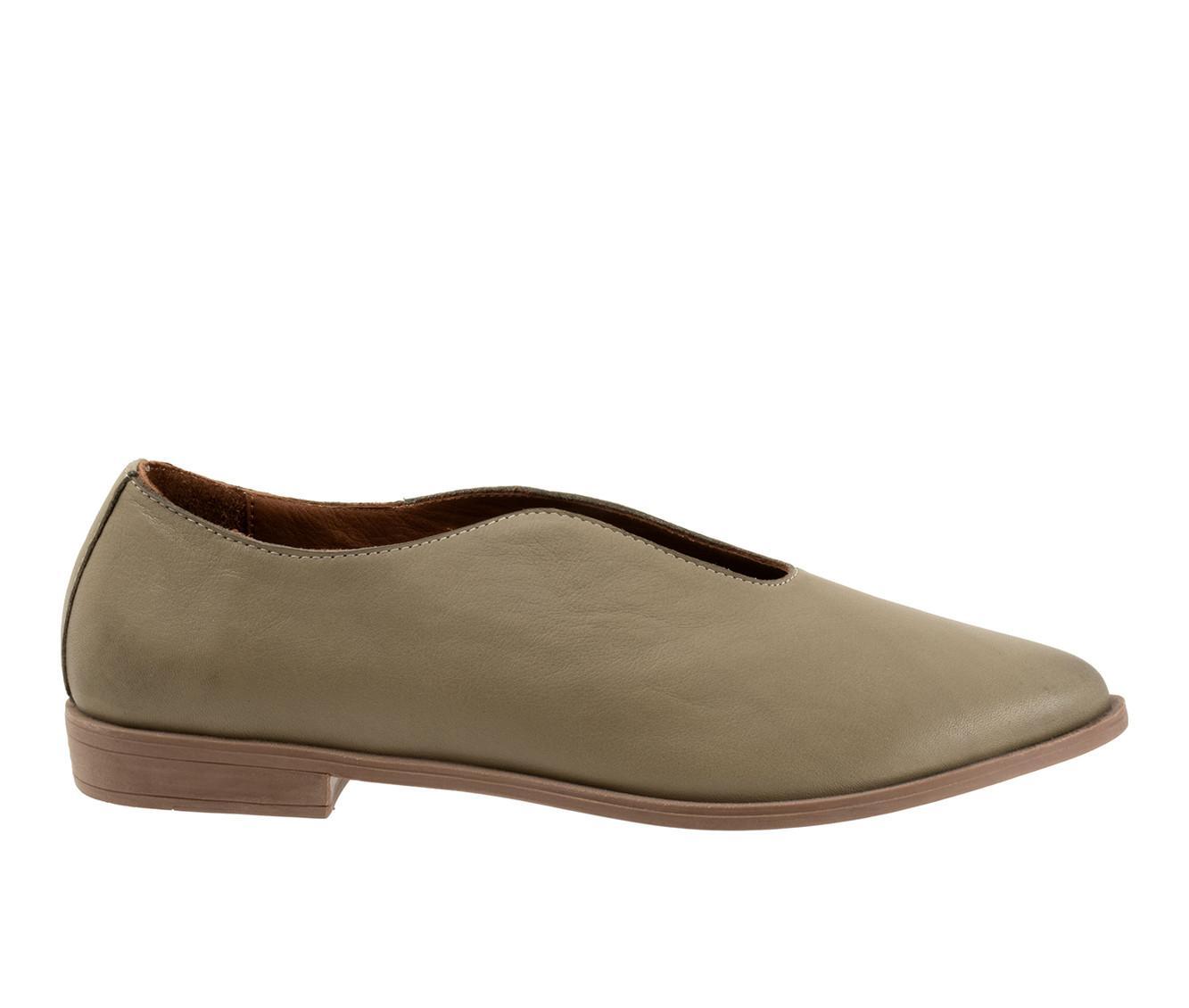 Women's Bueno Berkley Loafers Product Image