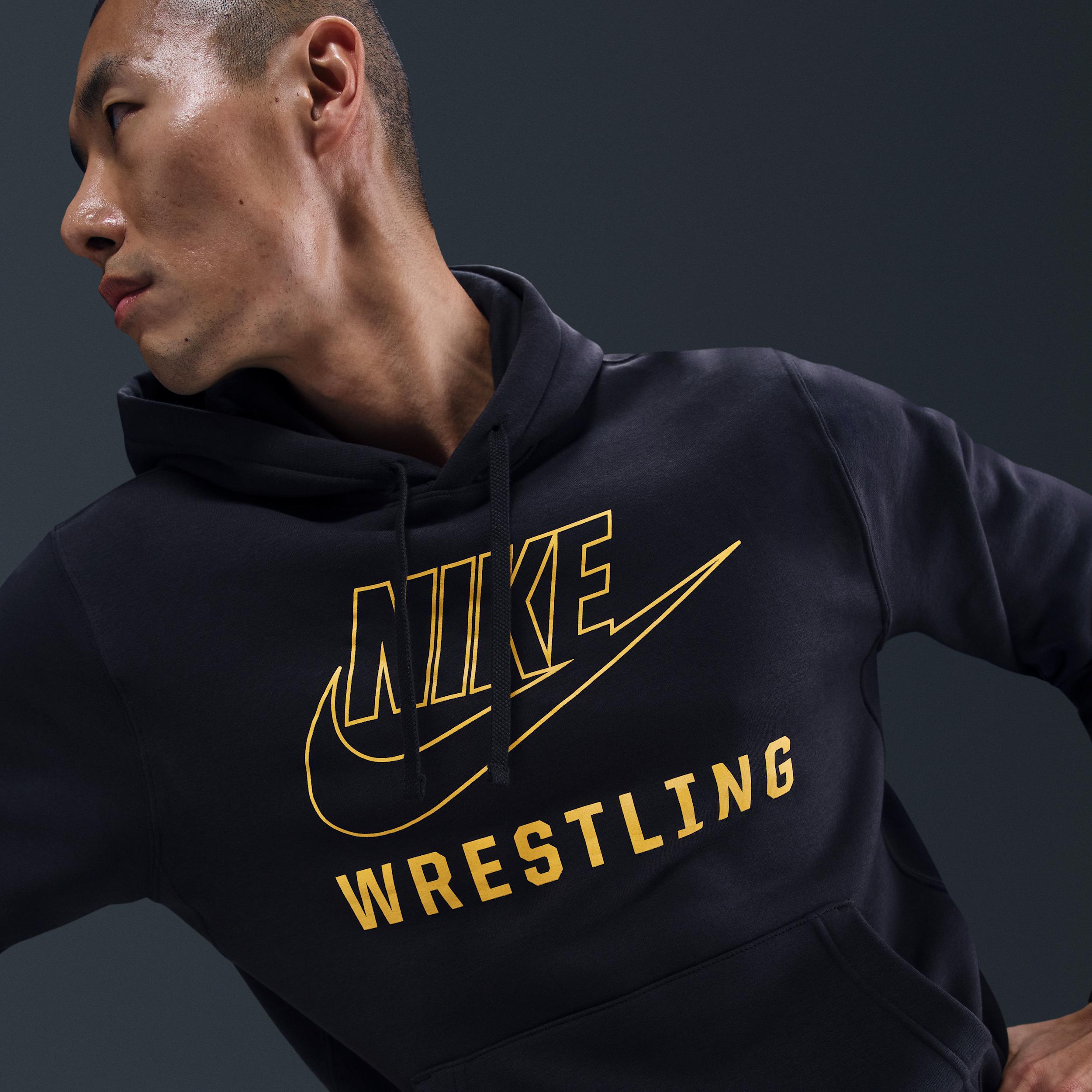 Nike Men's Wrestling Pullover Hoodie Product Image