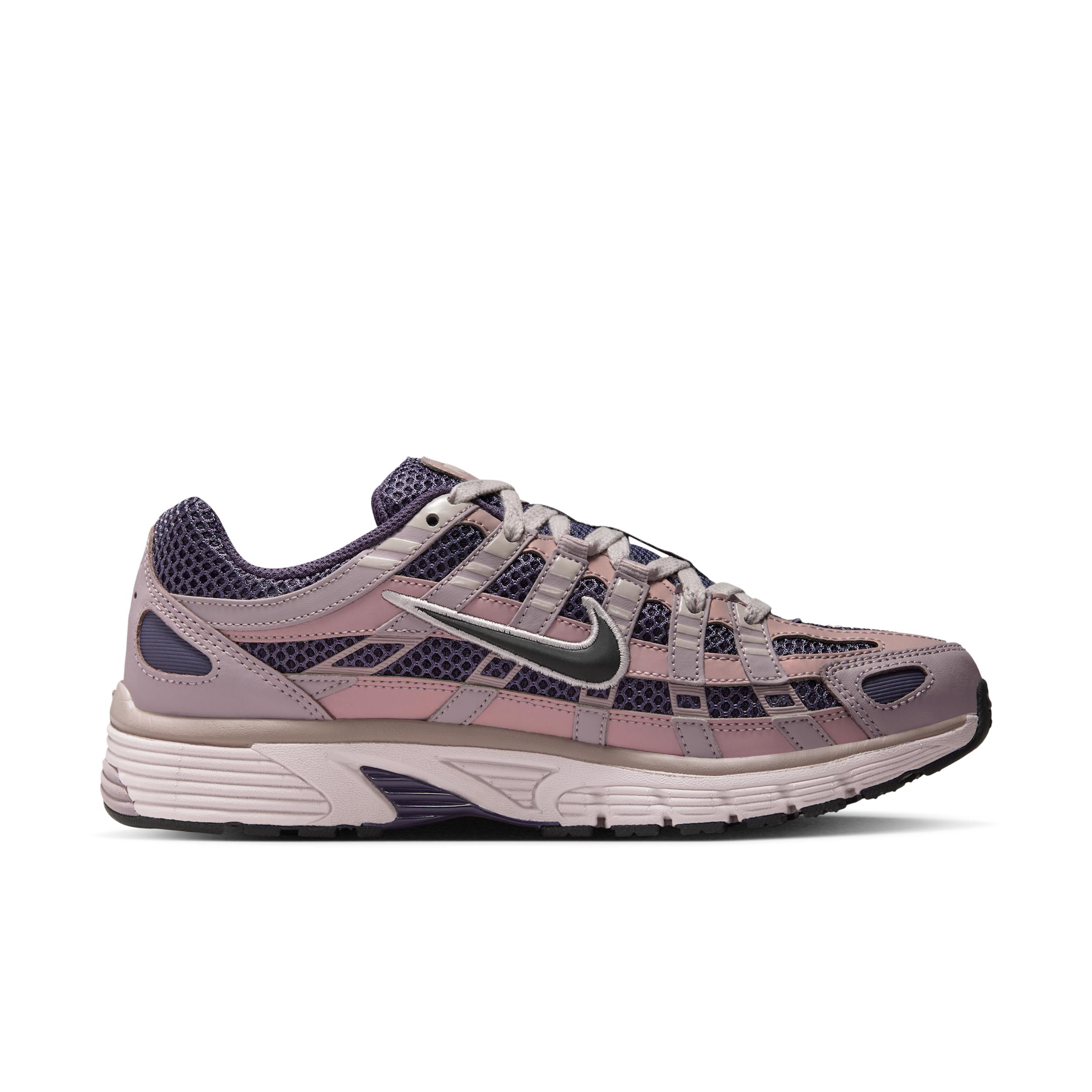 Nike Women's P-6000 SE Shoes Product Image