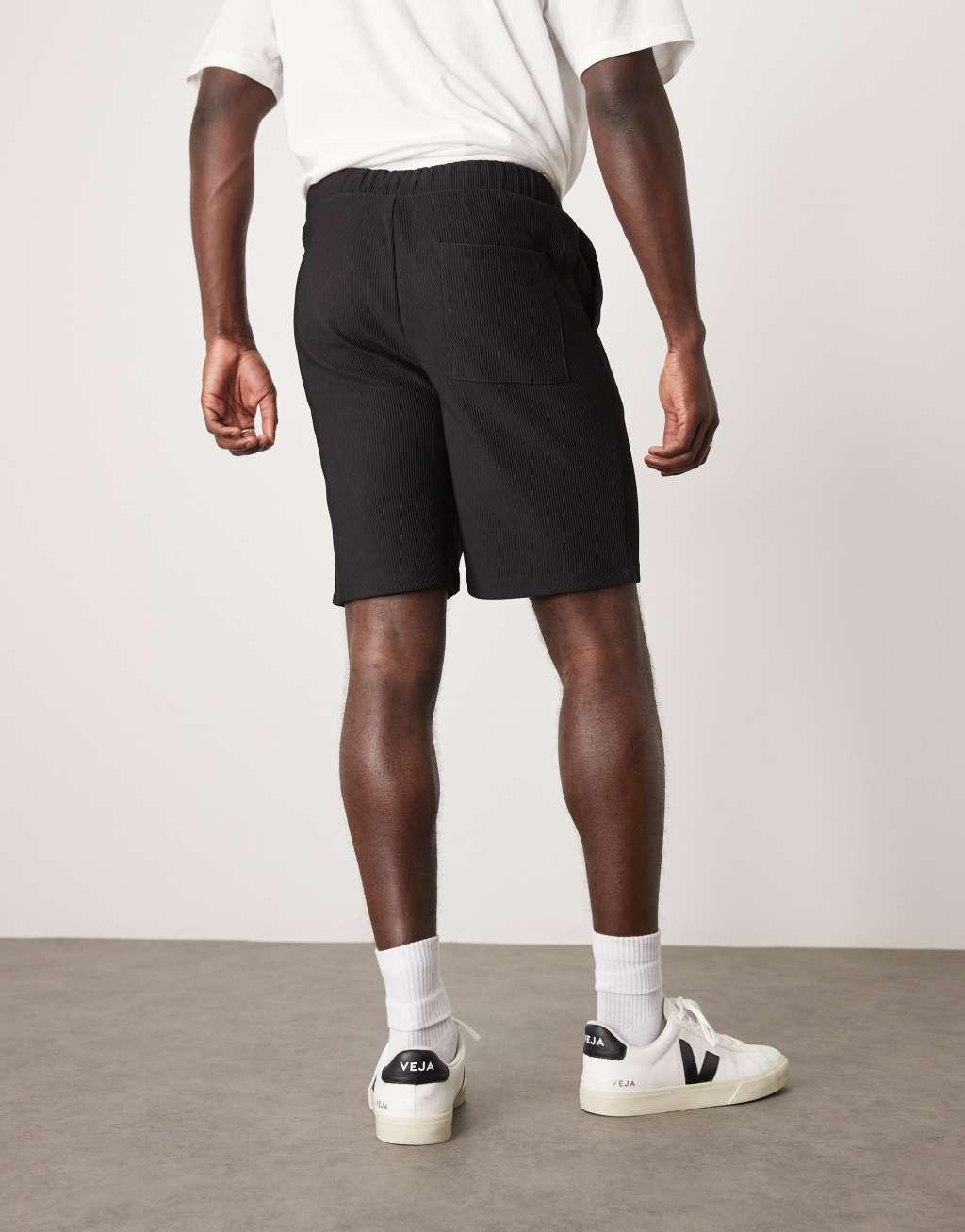 Selected Homme plisse shorts in black - part of a set Product Image