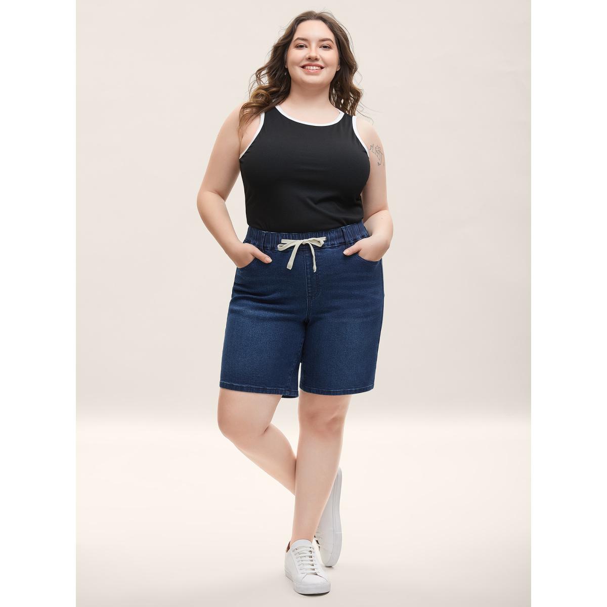 Plus Size Stretchy Waist Tie Straight-Leg Denim Shorts Women Denimindigo No stretch Casual Slanted pocket Leisure Denim Shorts BloomChic 12/L Product Image