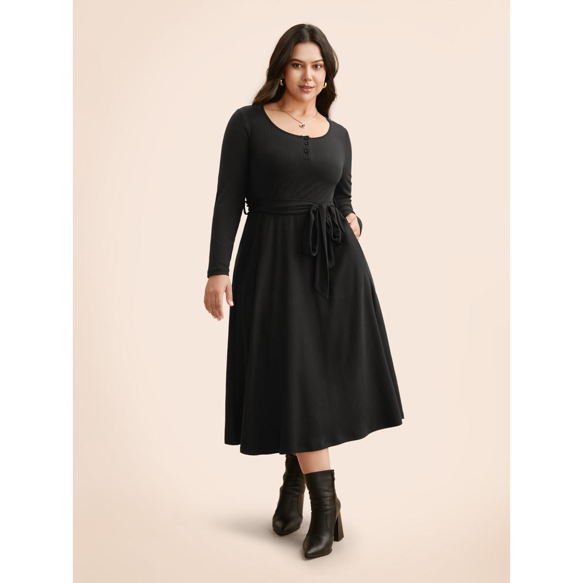 Plus Size Solid Waist Tie Midi Dress Black Women Casual Texture Knit Dresses Bloomchic 12/L Product Image