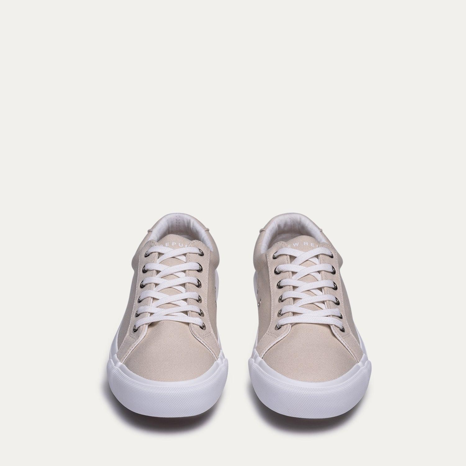 Bowery Canvas Sneaker Male Product Image