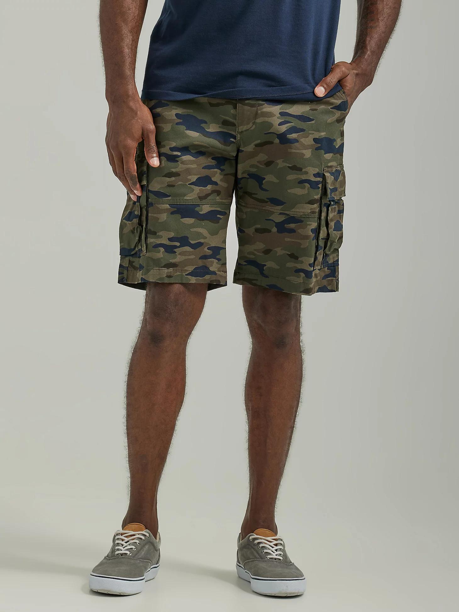 Men's Extreme Motion Carolina Cargo Short | Men's Shorts | Lee® Product Image