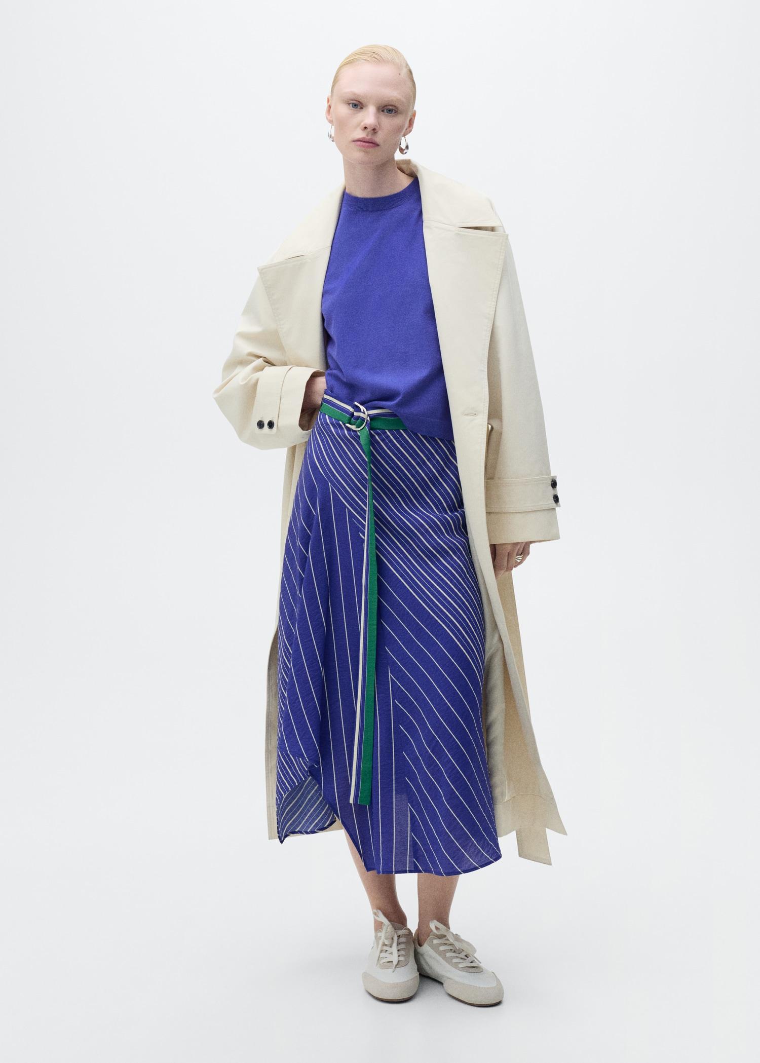 Short-sleeved fine-knit sweater - Women | MANGO USA Product Image