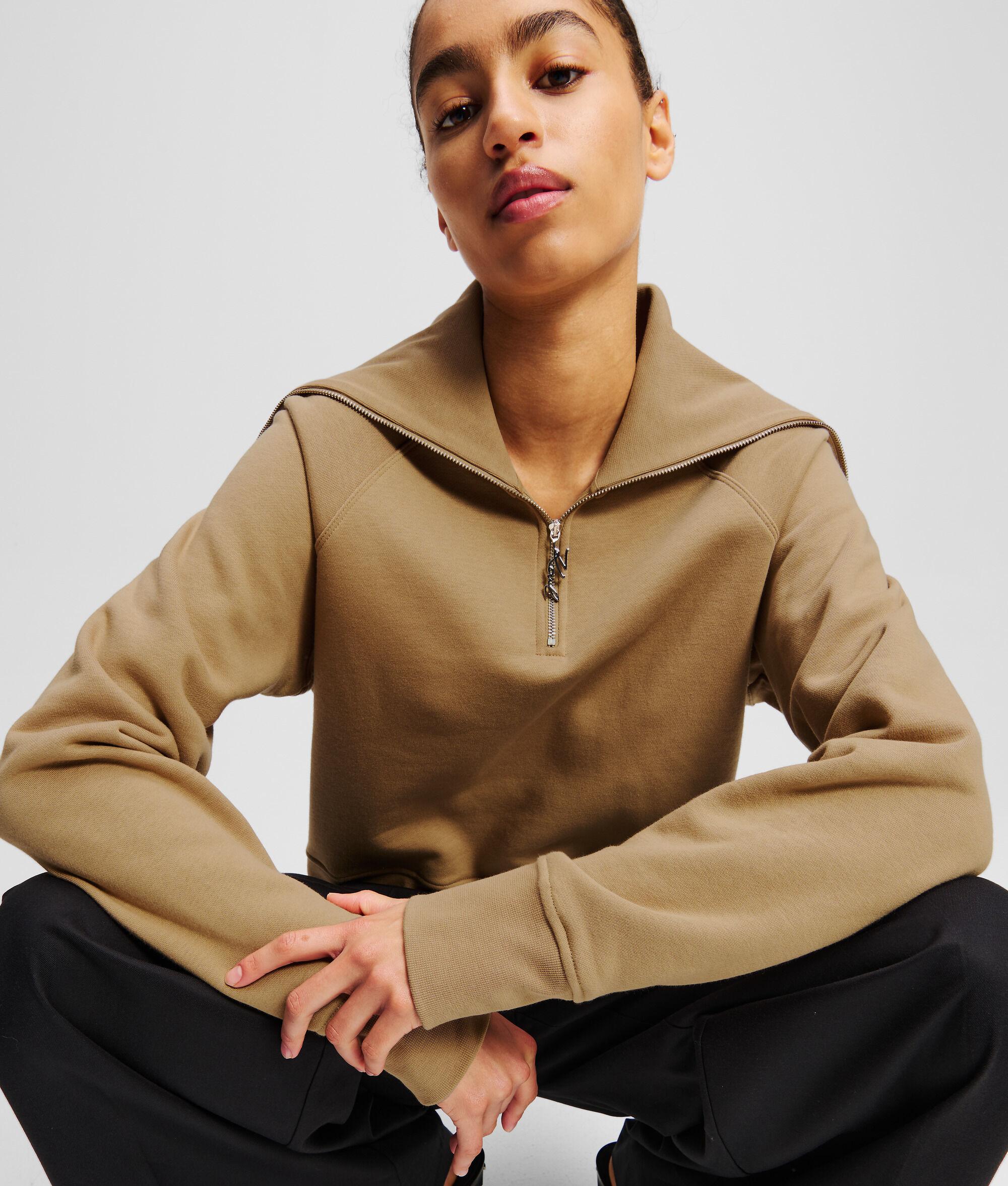 HALF-ZIP SWEATSHIRT Product Image