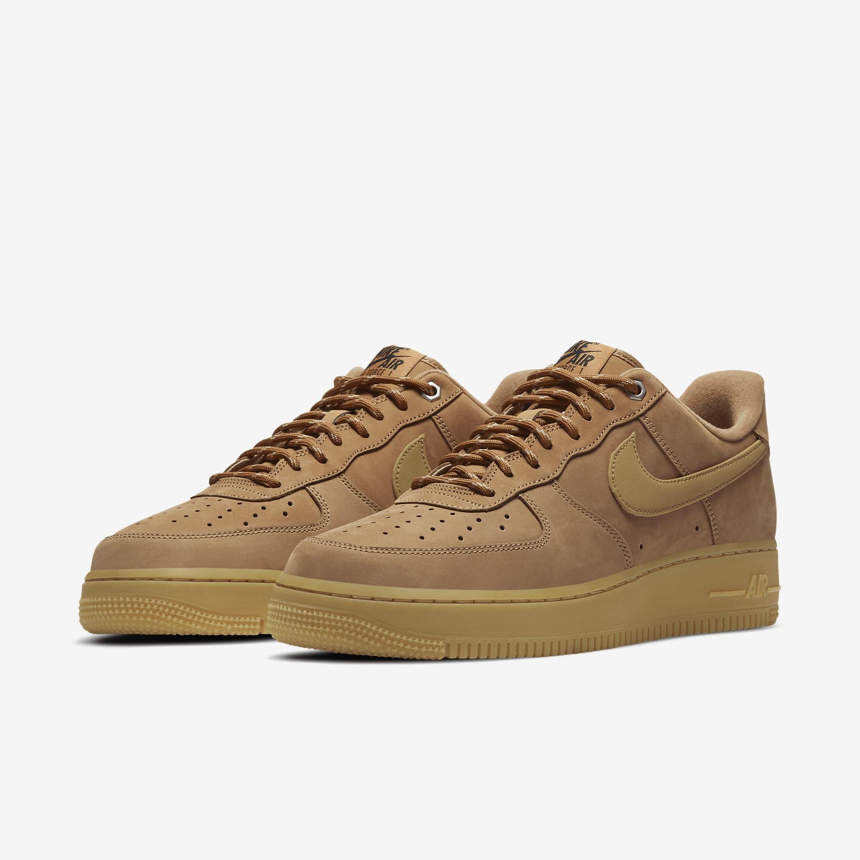Nike Mens Air Force 1 07 WB Casual Shoes Product Image