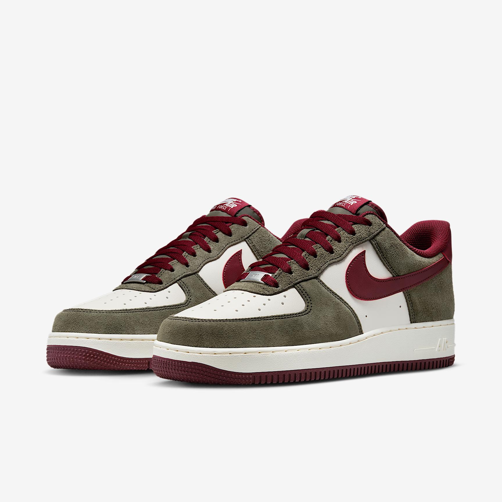 Nike Mens Air Force 1 07 LV8 Shoes | II7630-100 Product Image