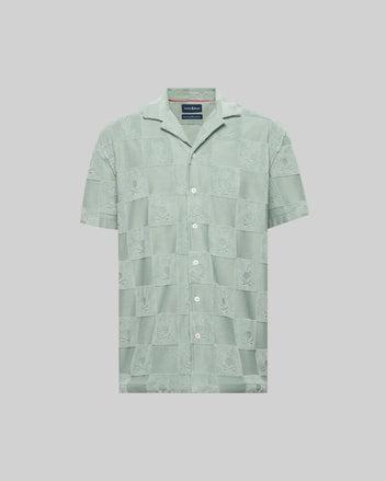 MENS KELVIN JACQUARD TOWEL CAMP COLLAR SHIRT - MT0300003 Male Product Image