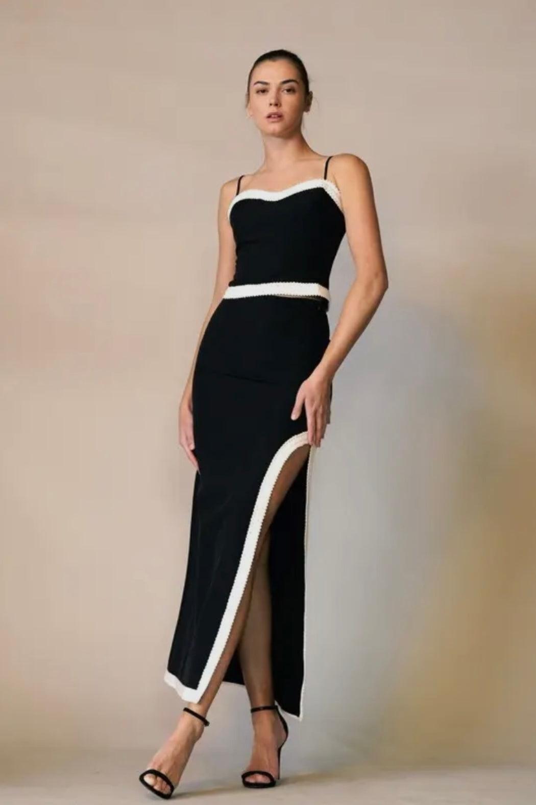 Hight Waisted Midi Skirt With Slip And Contrast Product Image