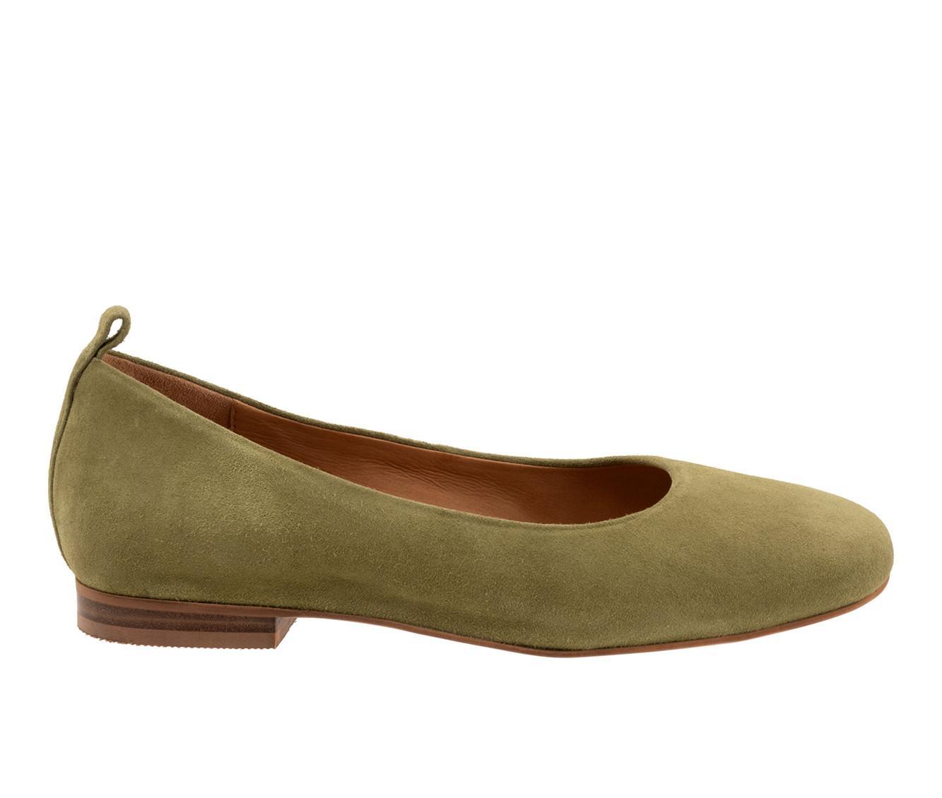 Women's Softwalk Kiris Flats Product Image