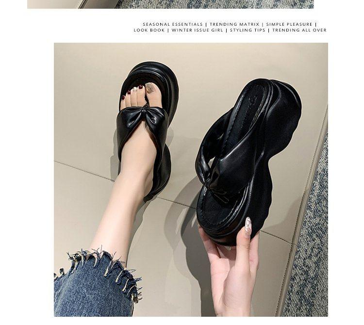 Platform Thong Slide Sandals Product Image