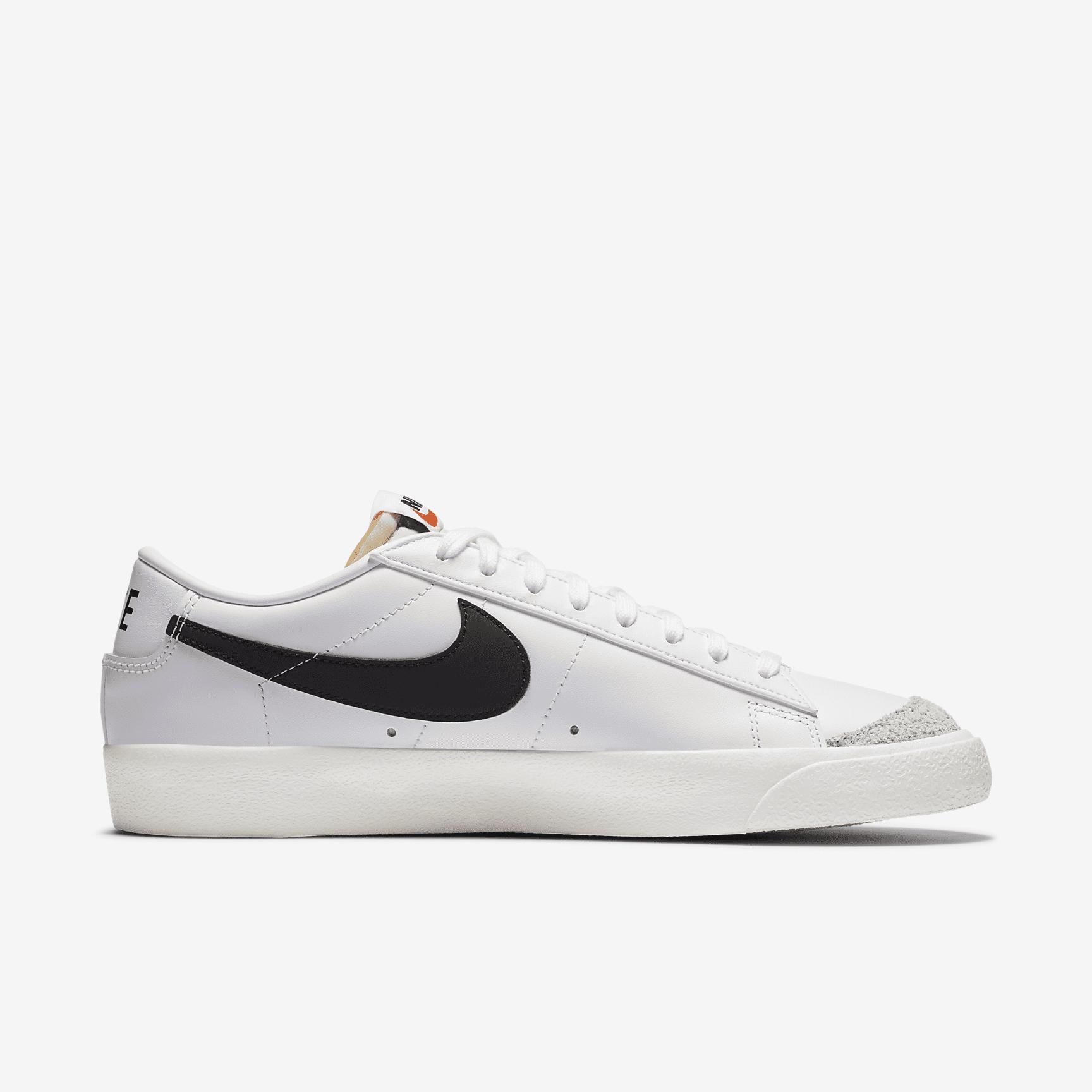 Nike Mens Blazer Low 77 Vintage Shoes | DA6364-101 Product Image