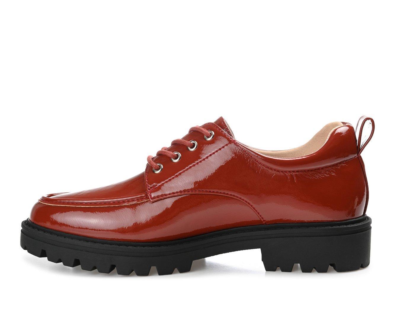 Women's Journee Collection Zina Lugged Oxfords Product Image