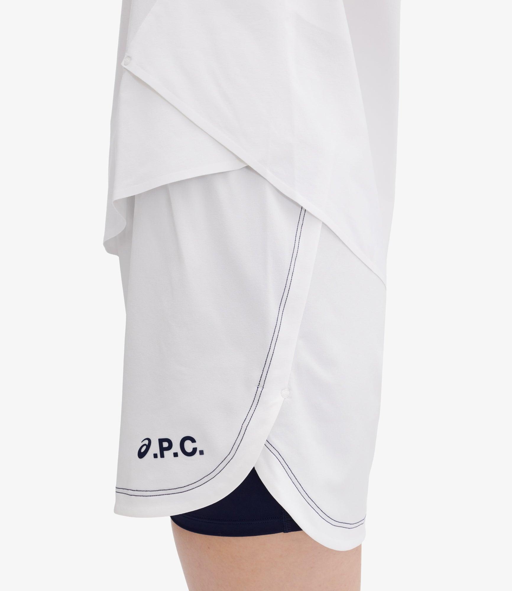 On Court 2 In 1 Shorts Female Product Image