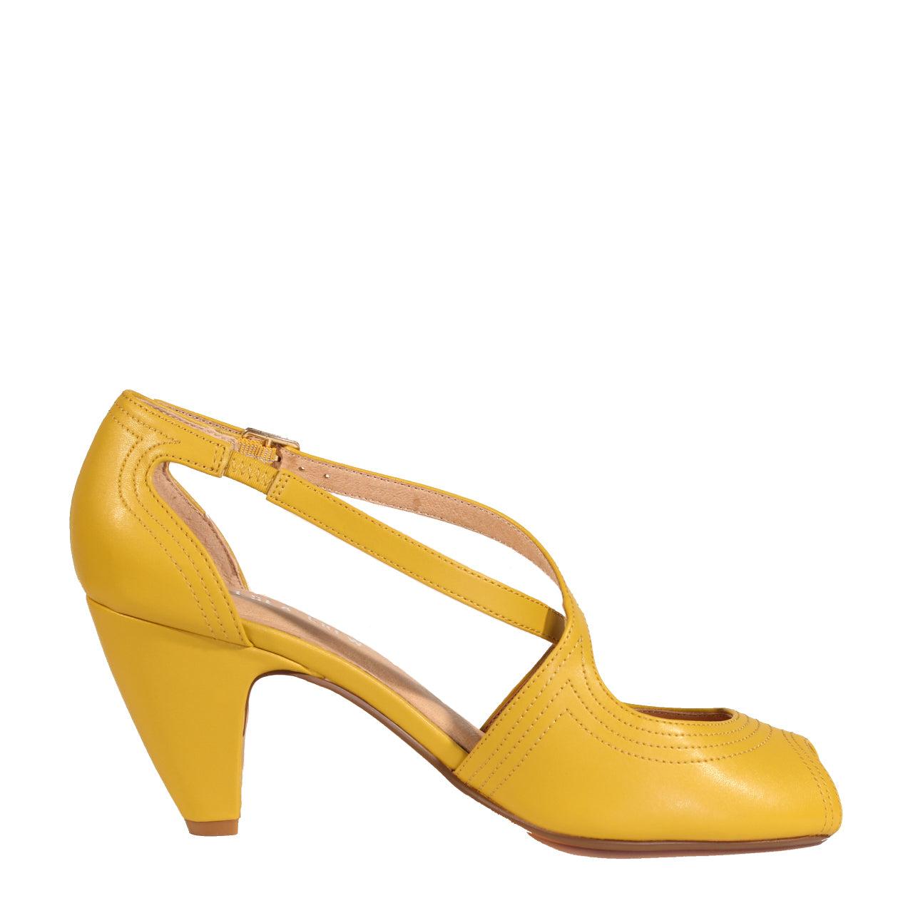 Natasha Retro Heels Product Image