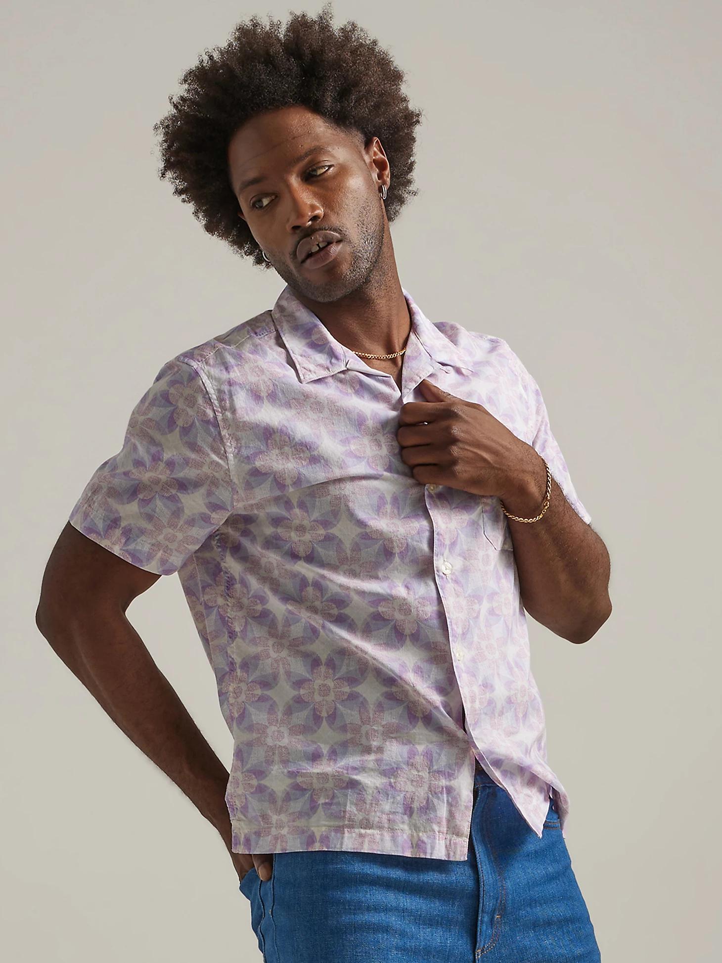 Men's Relaxed Fit Floral Resort Shirt | Men's Tops | Lee® Product Image