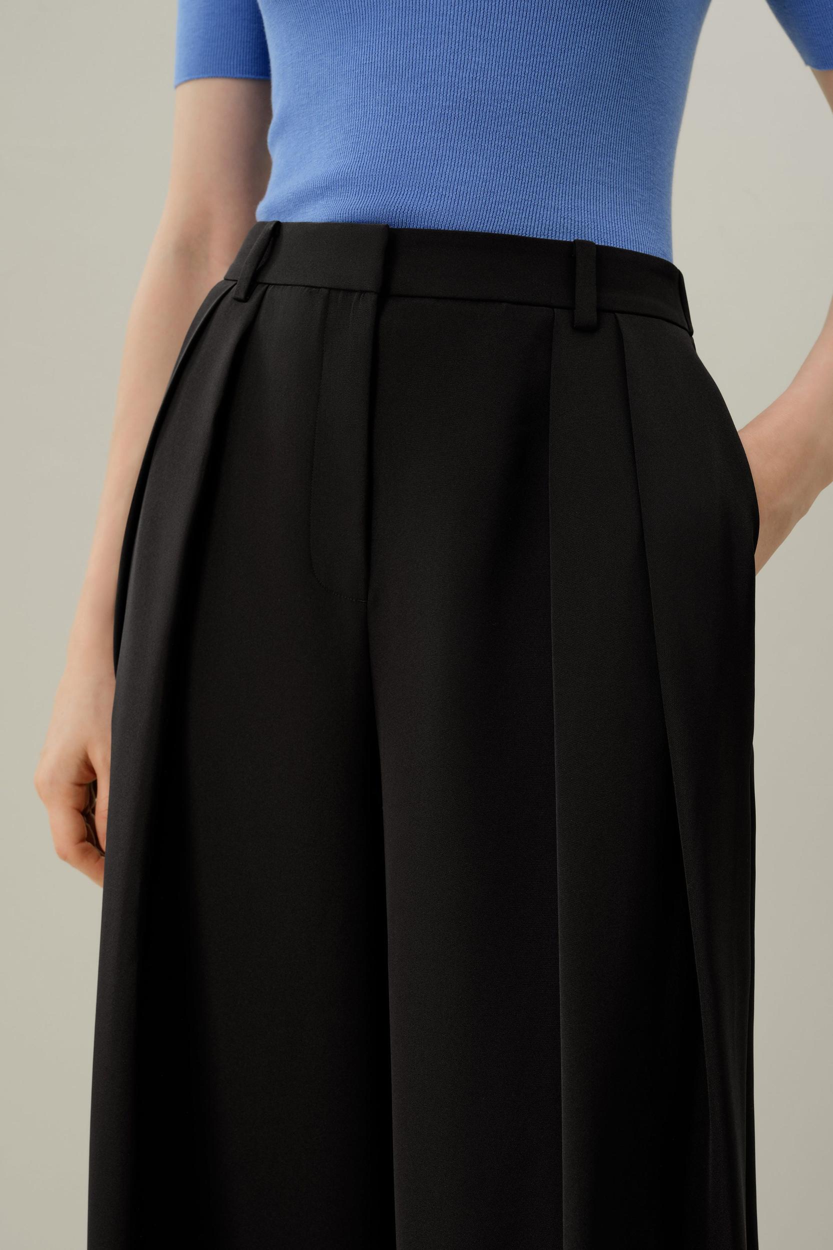 Stretch Silk Crepe Wide-Leg Pant Product Image