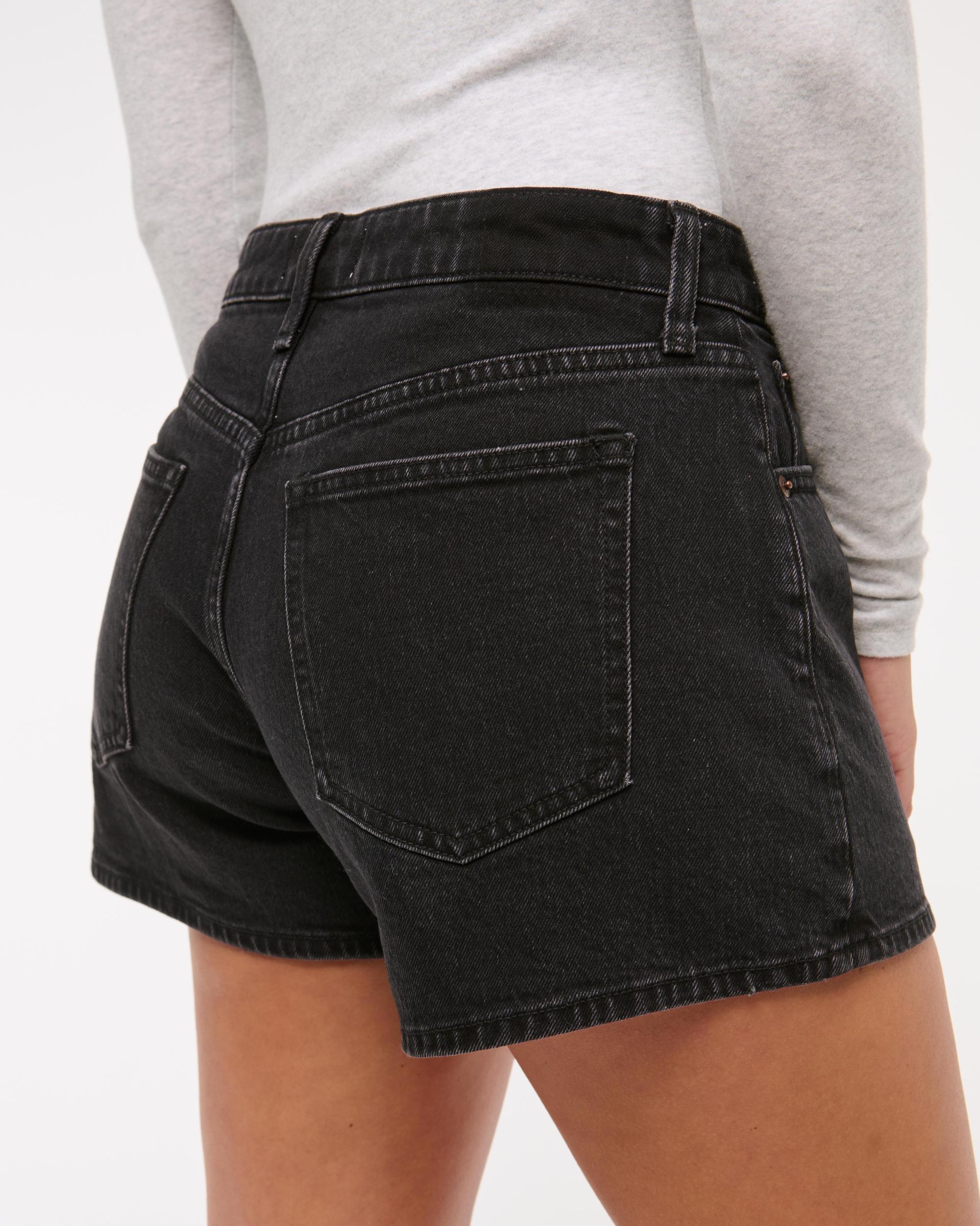 Curve Love Mid Rise A-Line Short Product Image